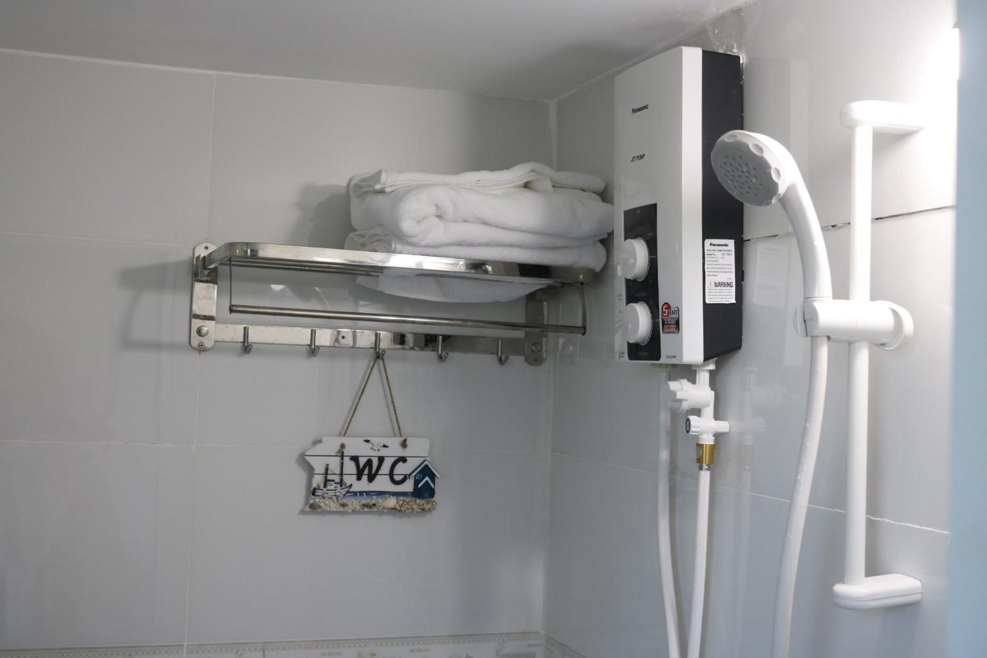 Double Room - Photo 6