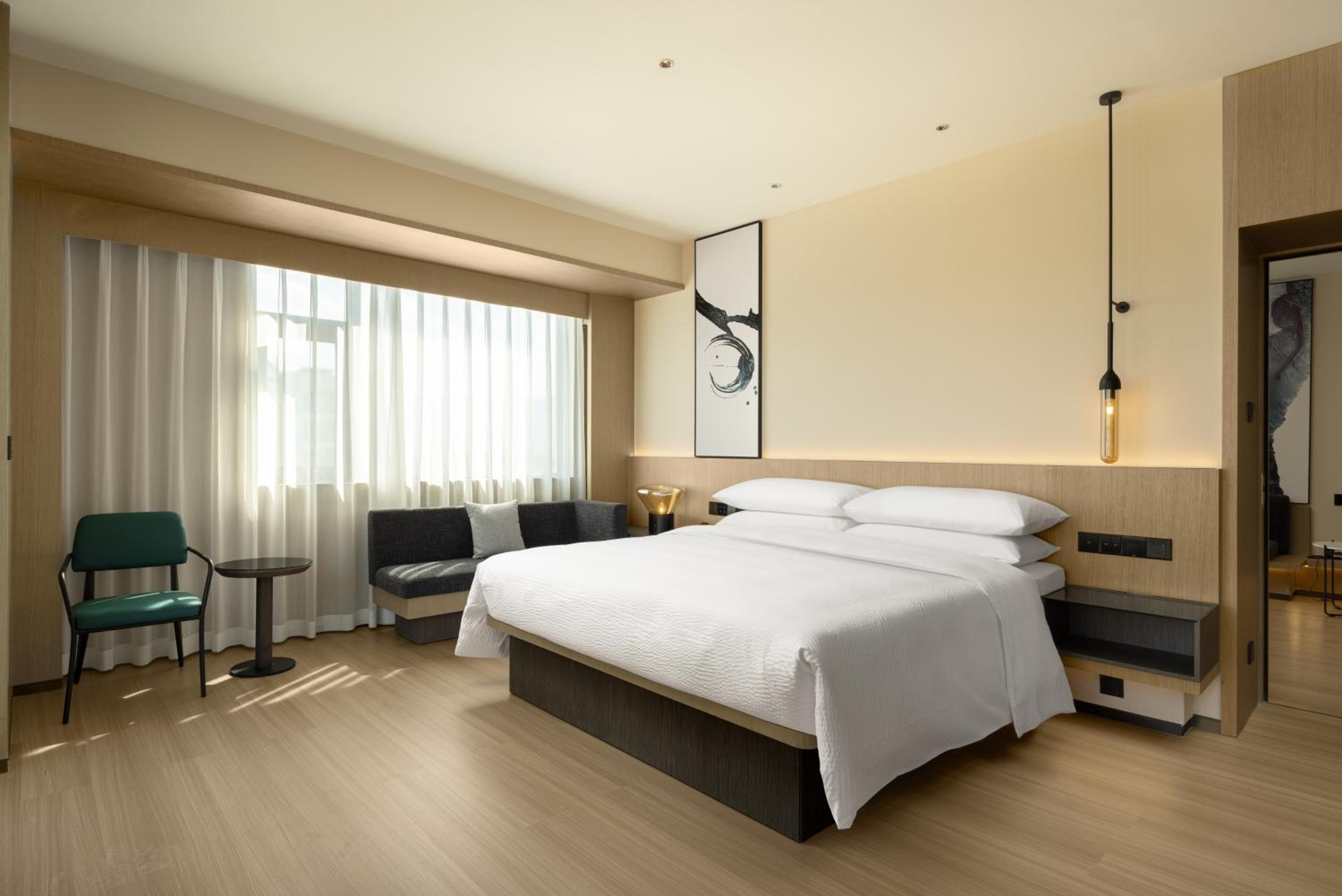King Suite with City View