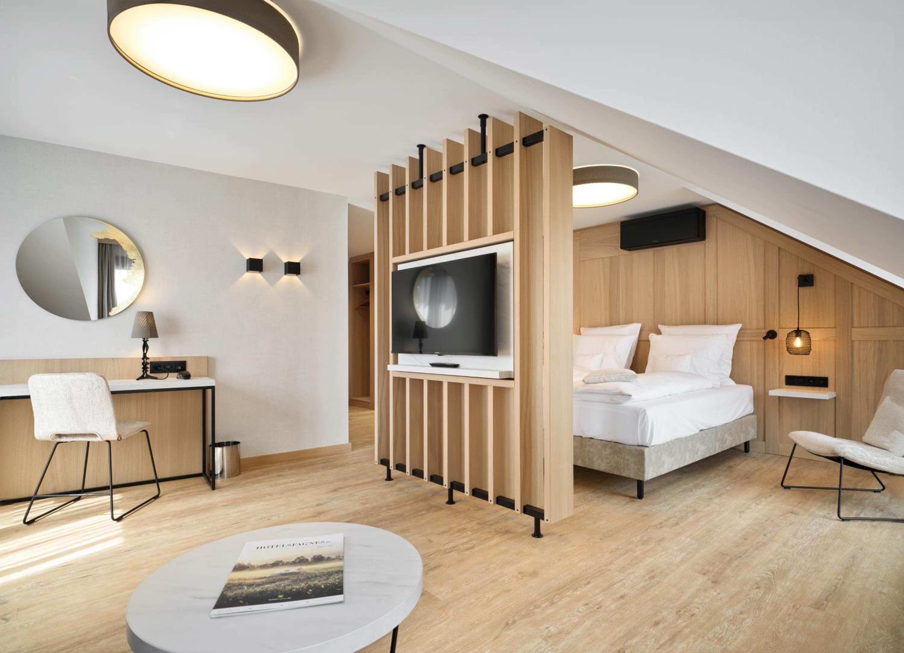 Suite with Balcony photo 2