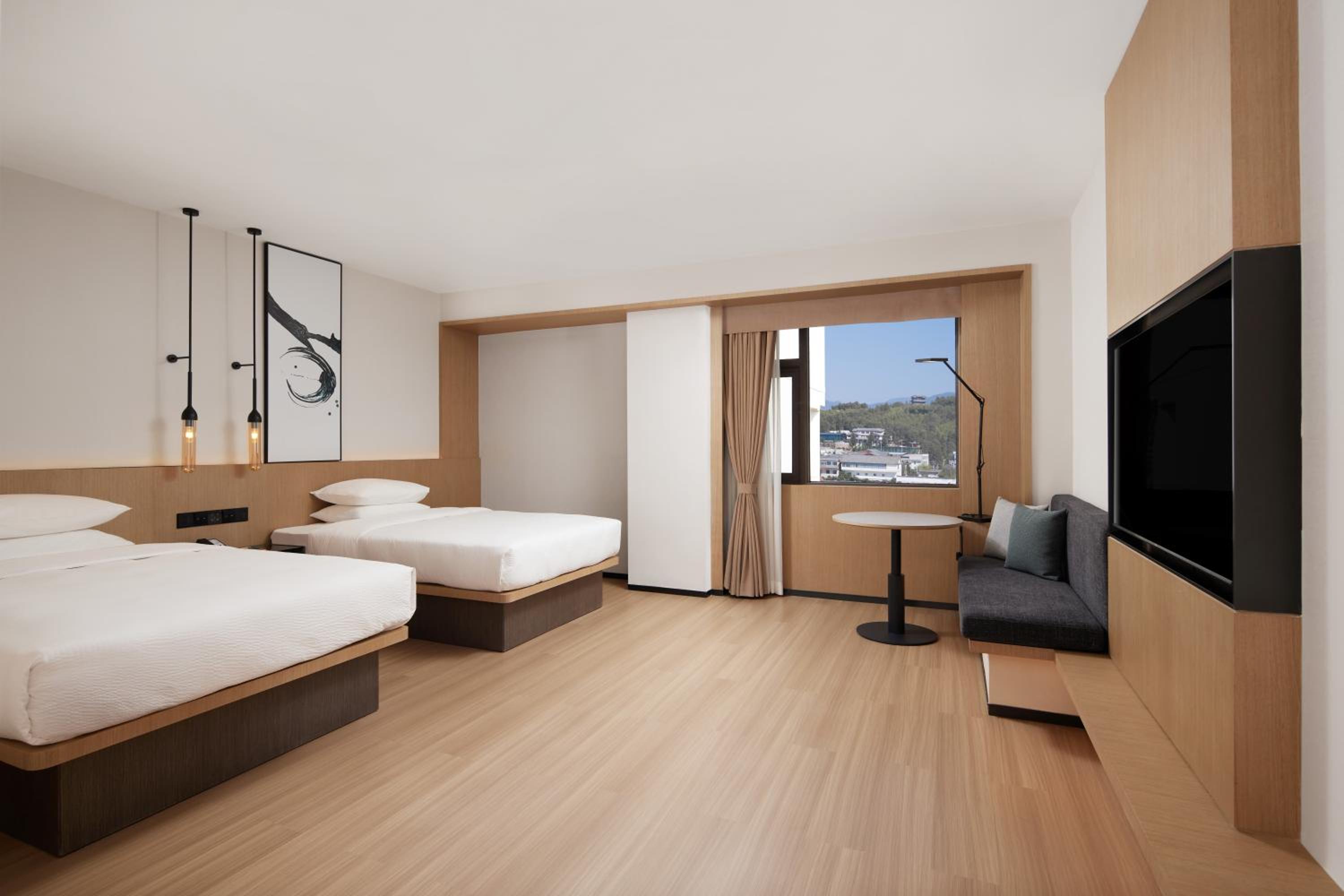 Premium Double Room with Two Twin Beds and City View photo 2