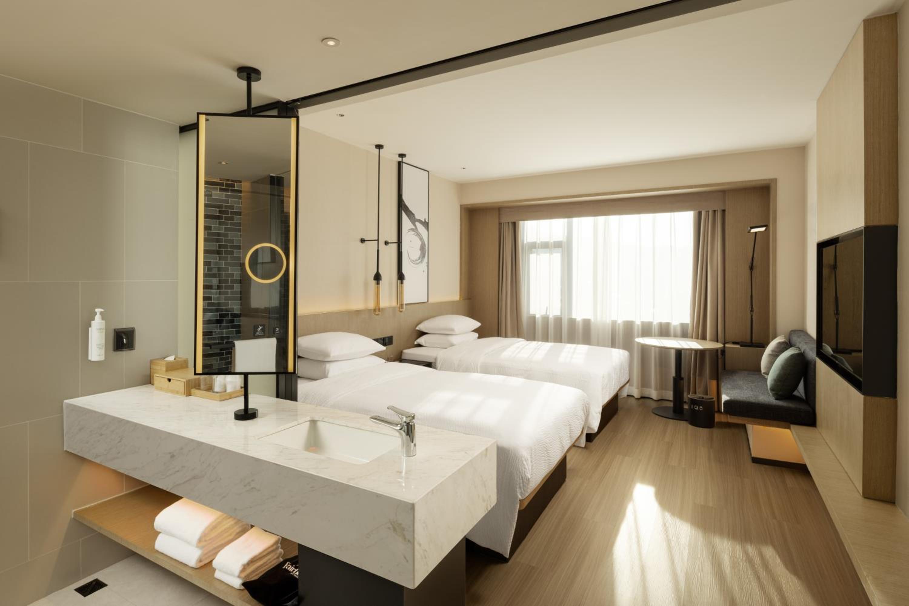 Standard Double Room with City View photo 3