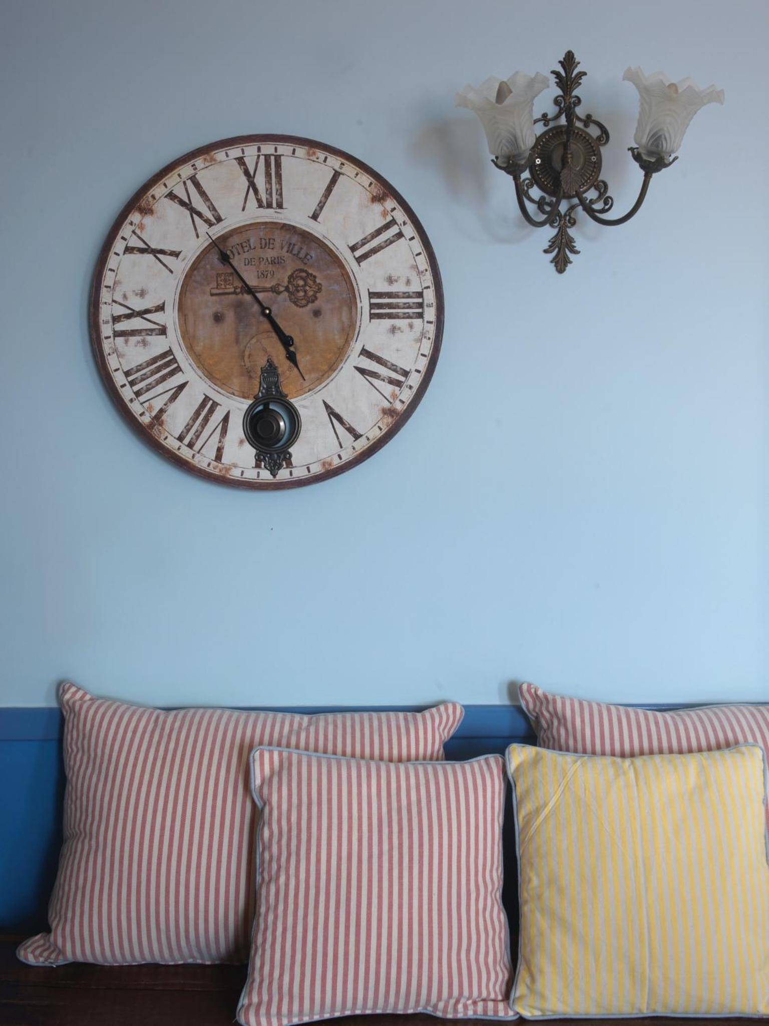 Apartment with Sea View - Photo 6