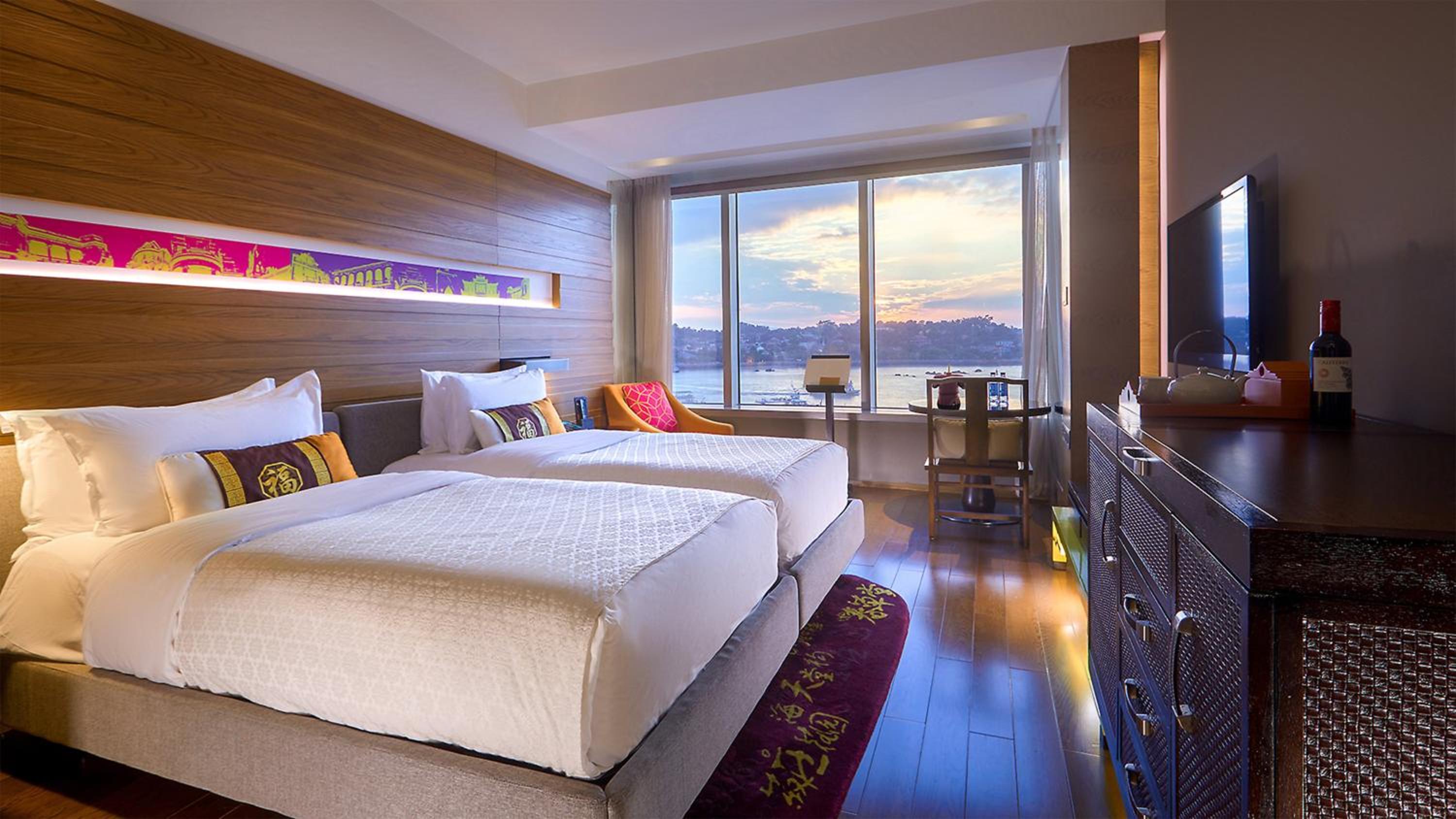 Superior Twin Room with Sea View - Photo 1