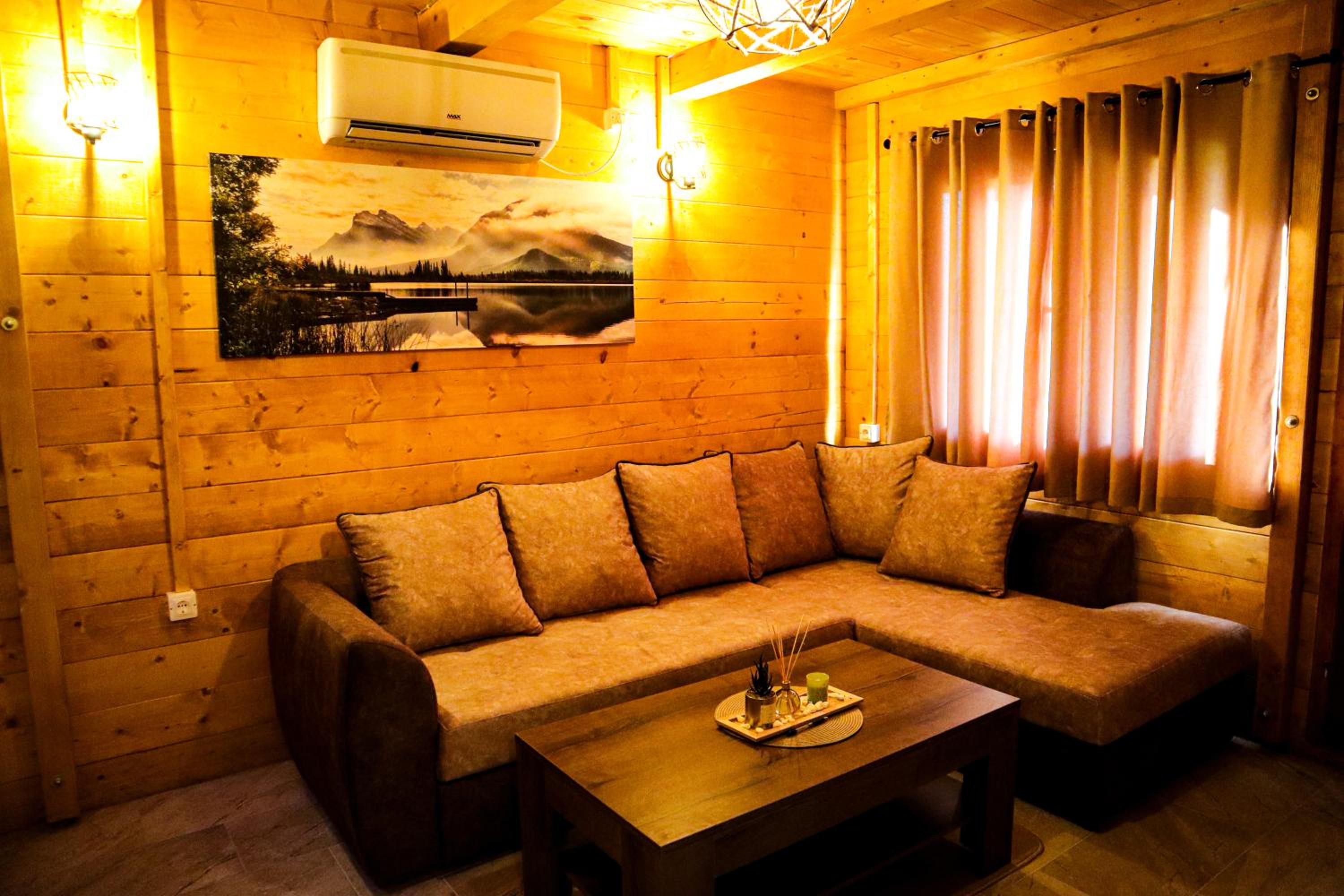 Superior Chalet