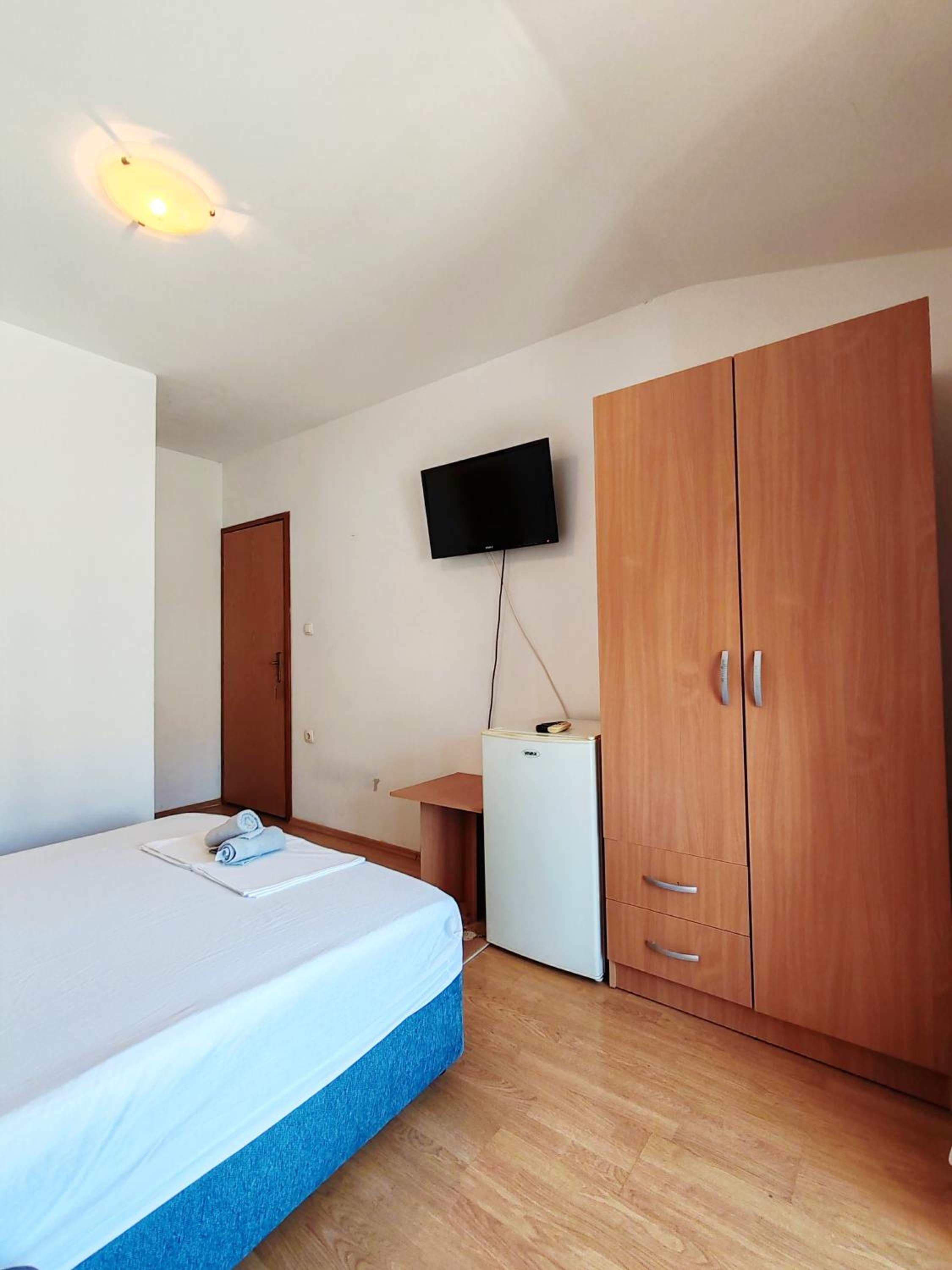 Triple Room with Garden View photo 2