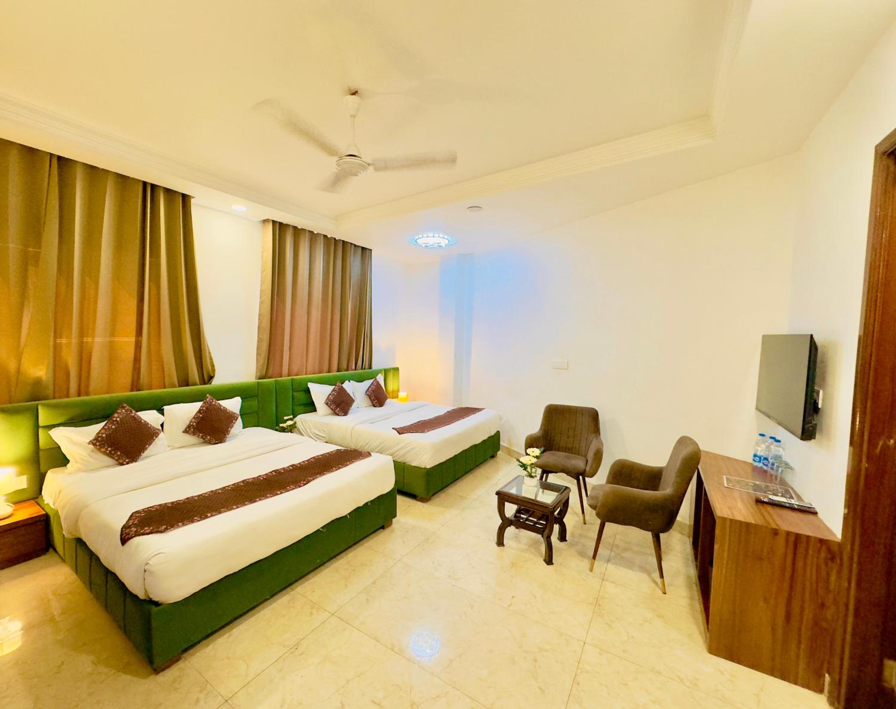 Executive Queen Room With Two Queen Beds