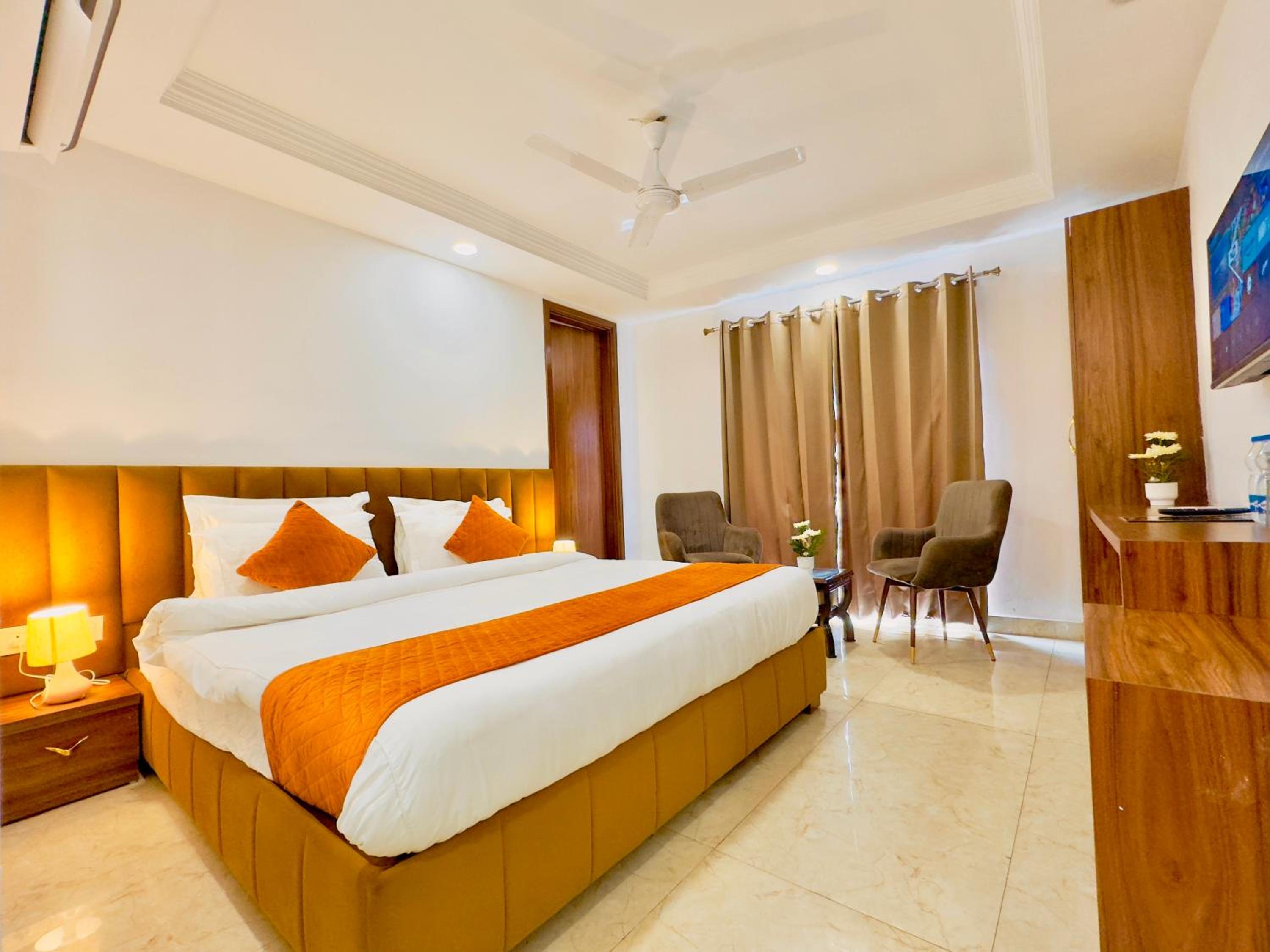 Double Room
