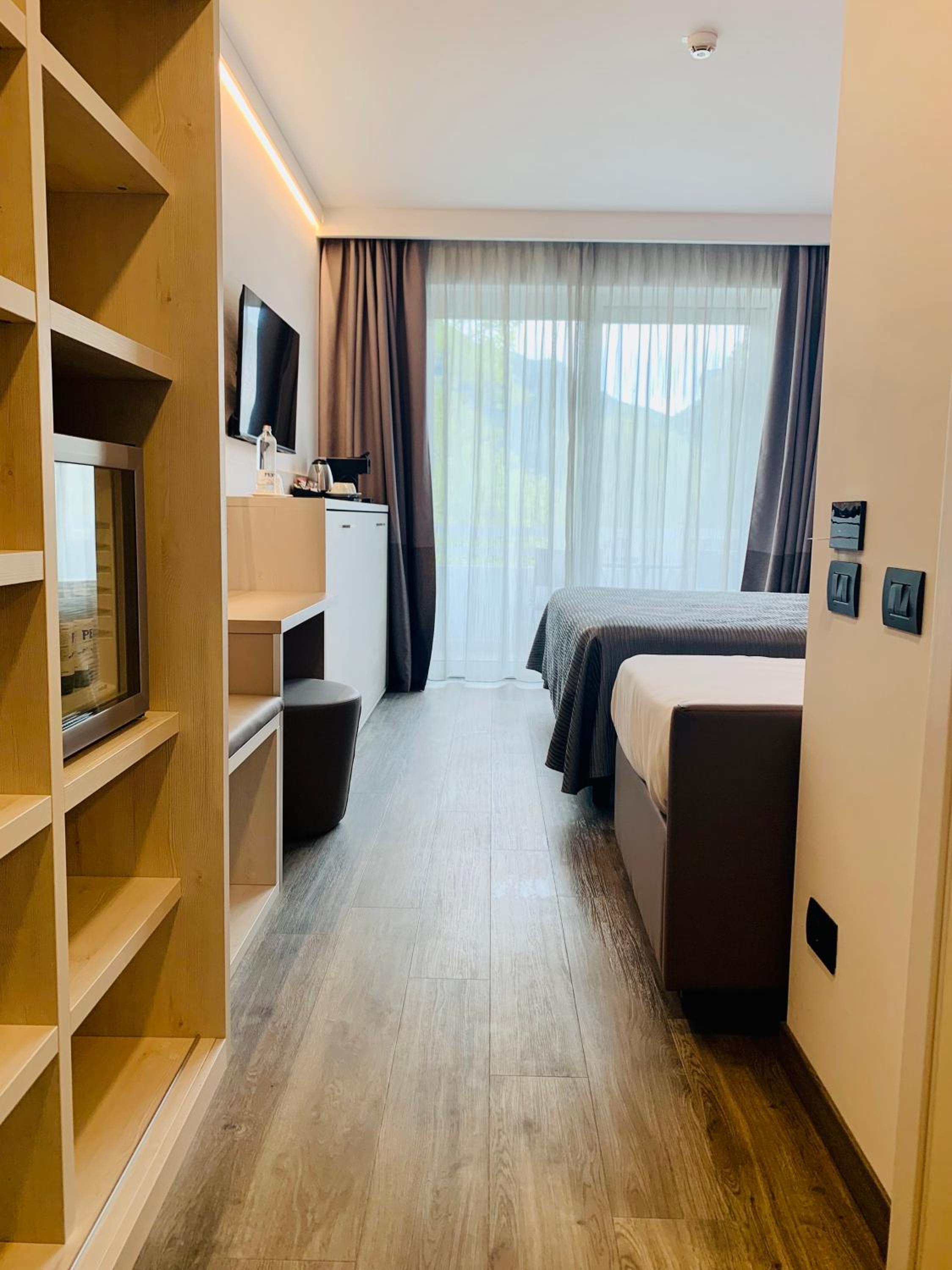 Quadruple Room - Photo 11