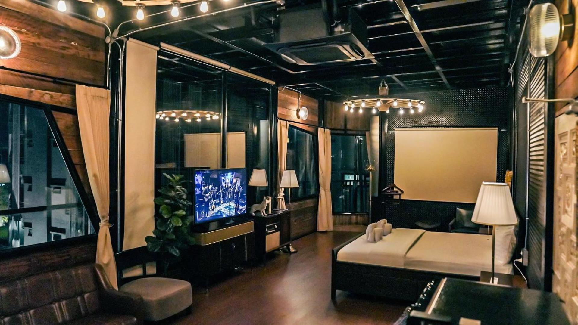 Deluxe Double or Twin Room