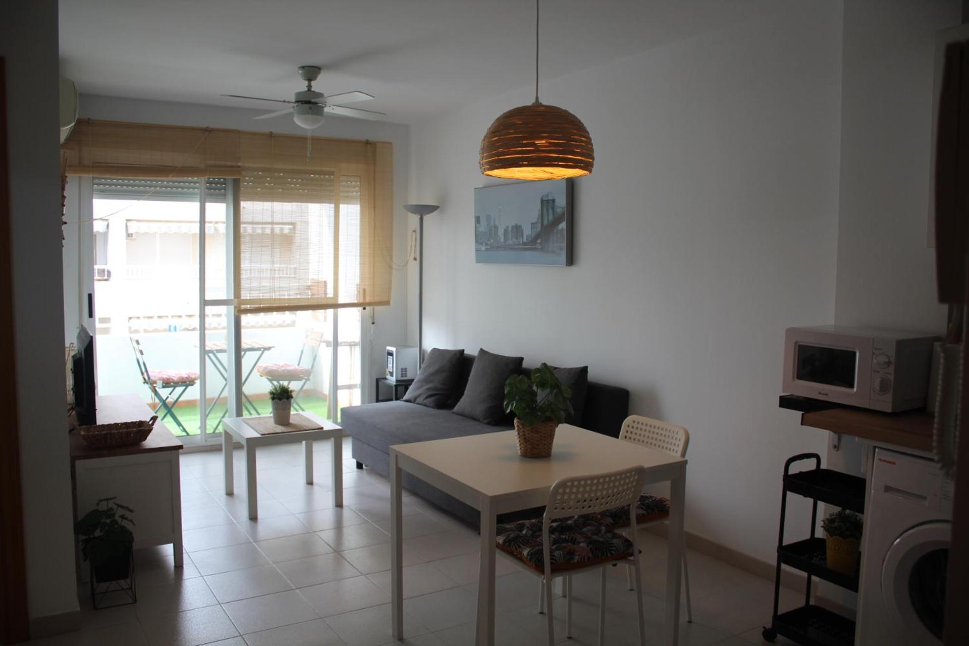 One-Bedroom Apartment photo 2