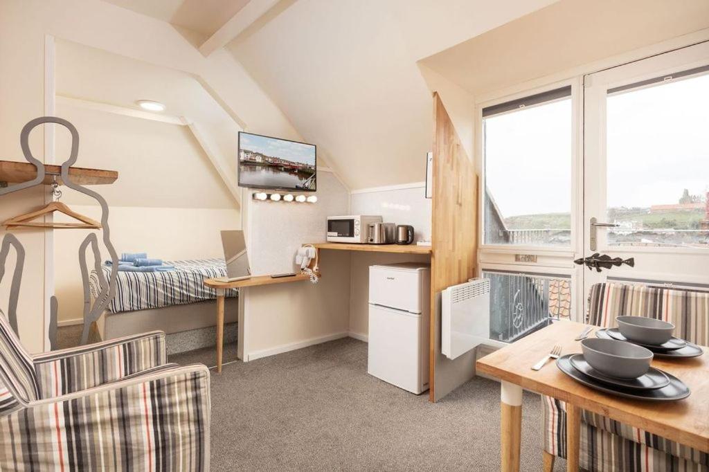 Deluxe Double Room with Balcony photo 1