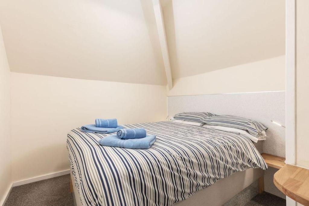 Deluxe Double Room with Balcony photo 3