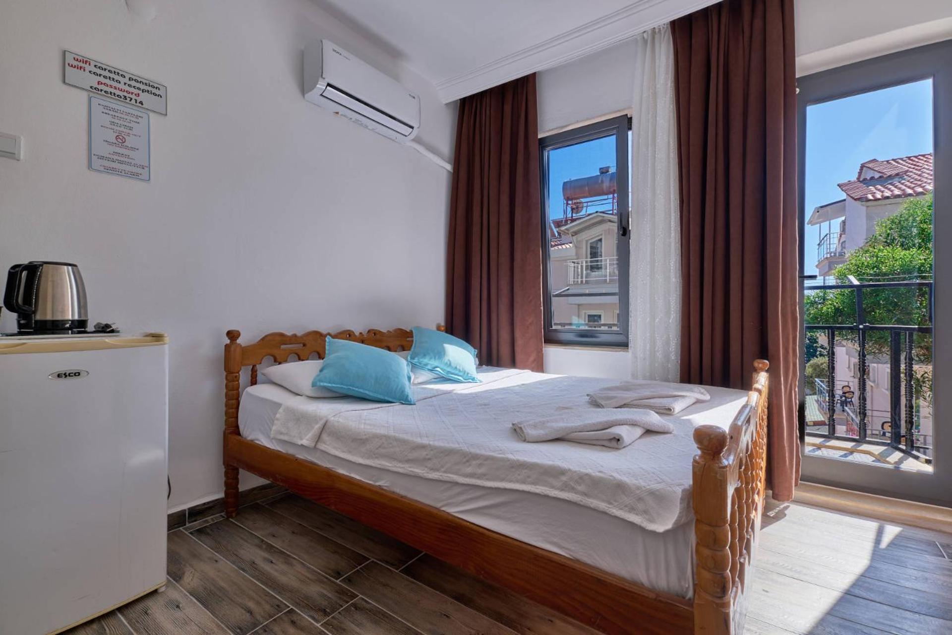 Economy Double Room - Photo 13