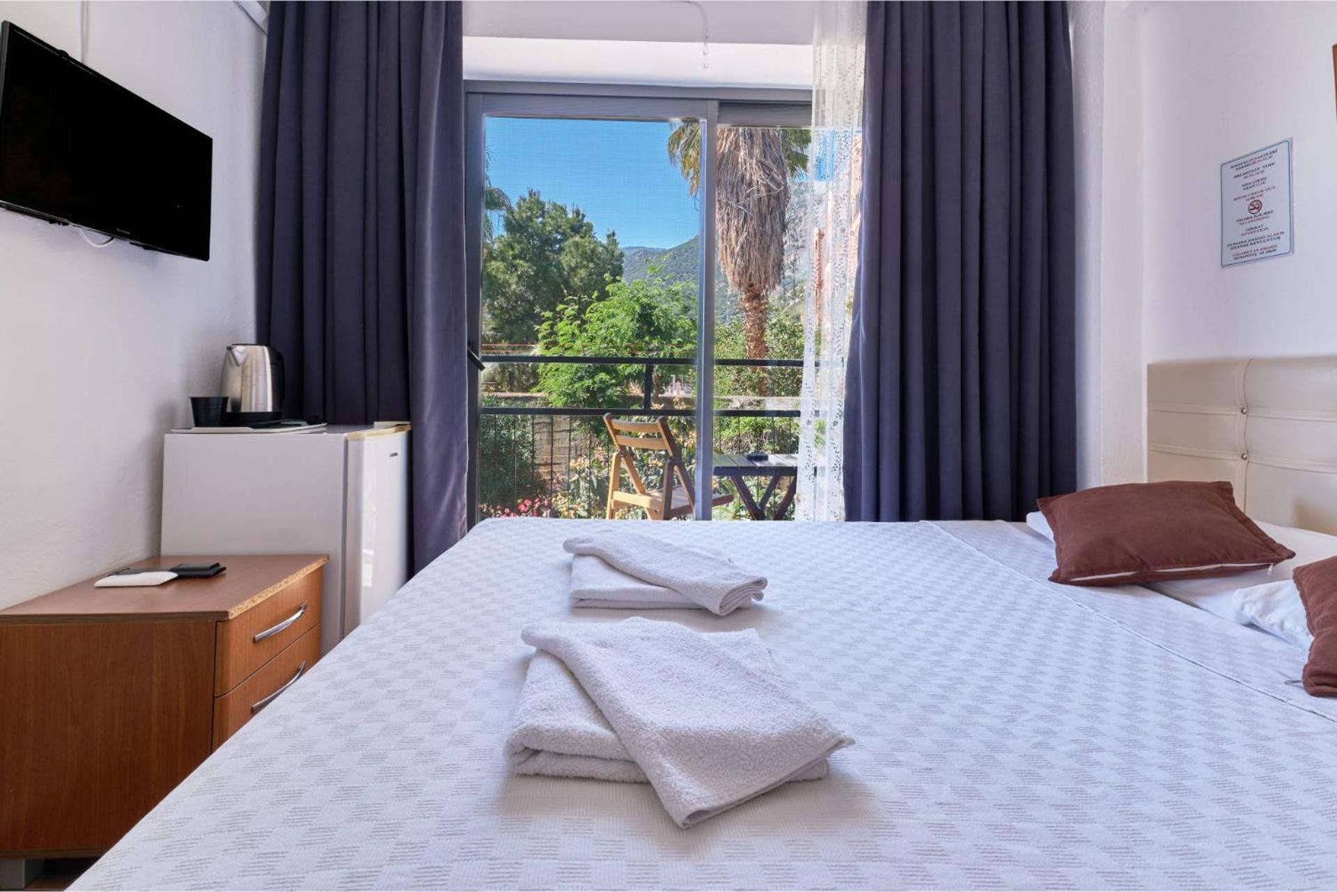 Economy Double Room - Photo 14