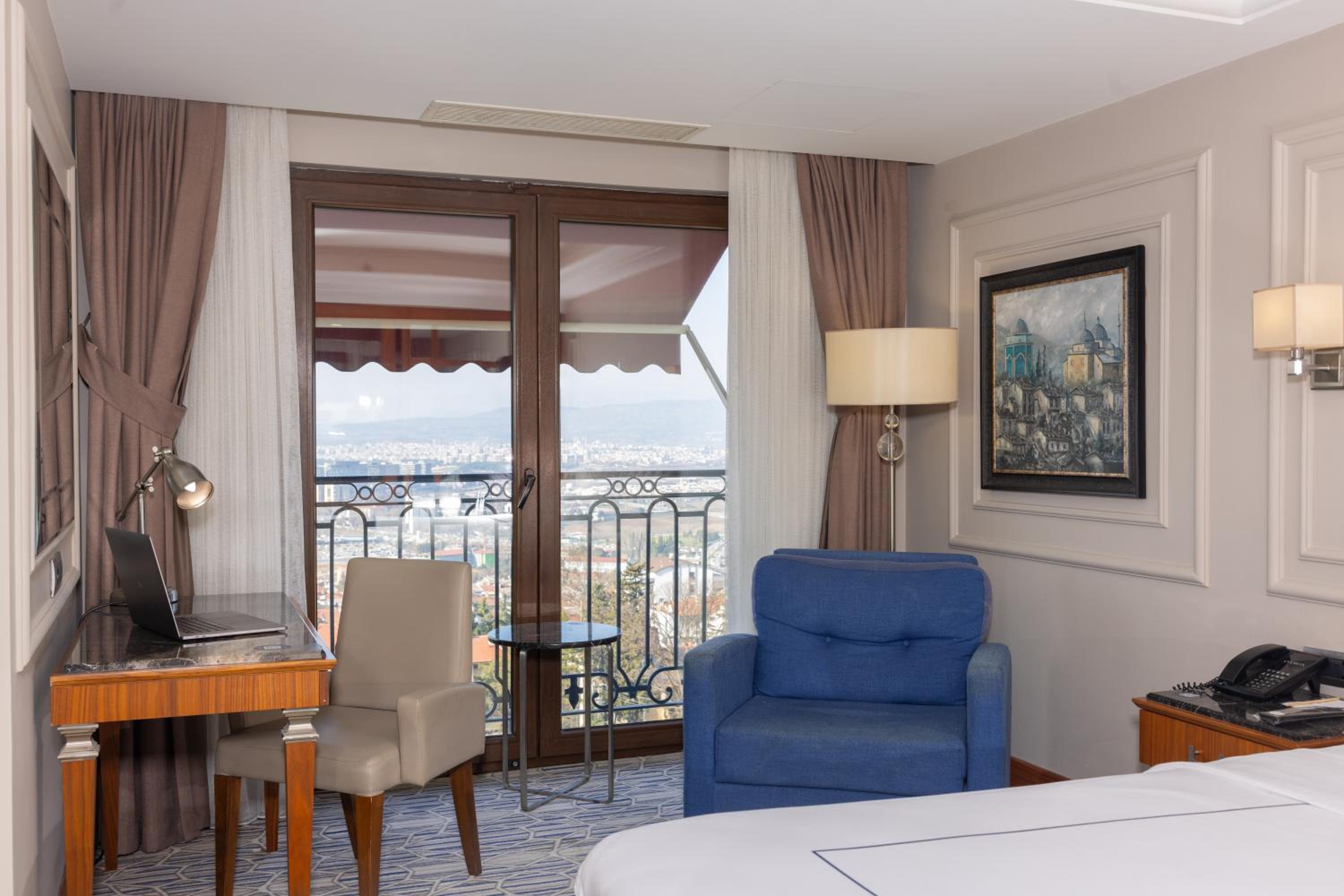 Superior Double or Twin Room photo 3