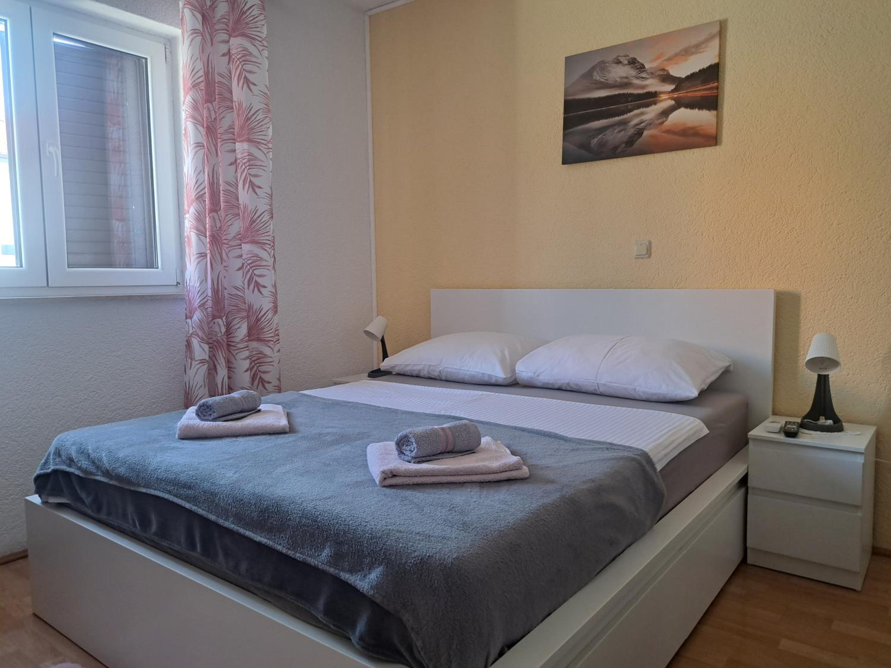 Double Room with Private Bathroom photo 2