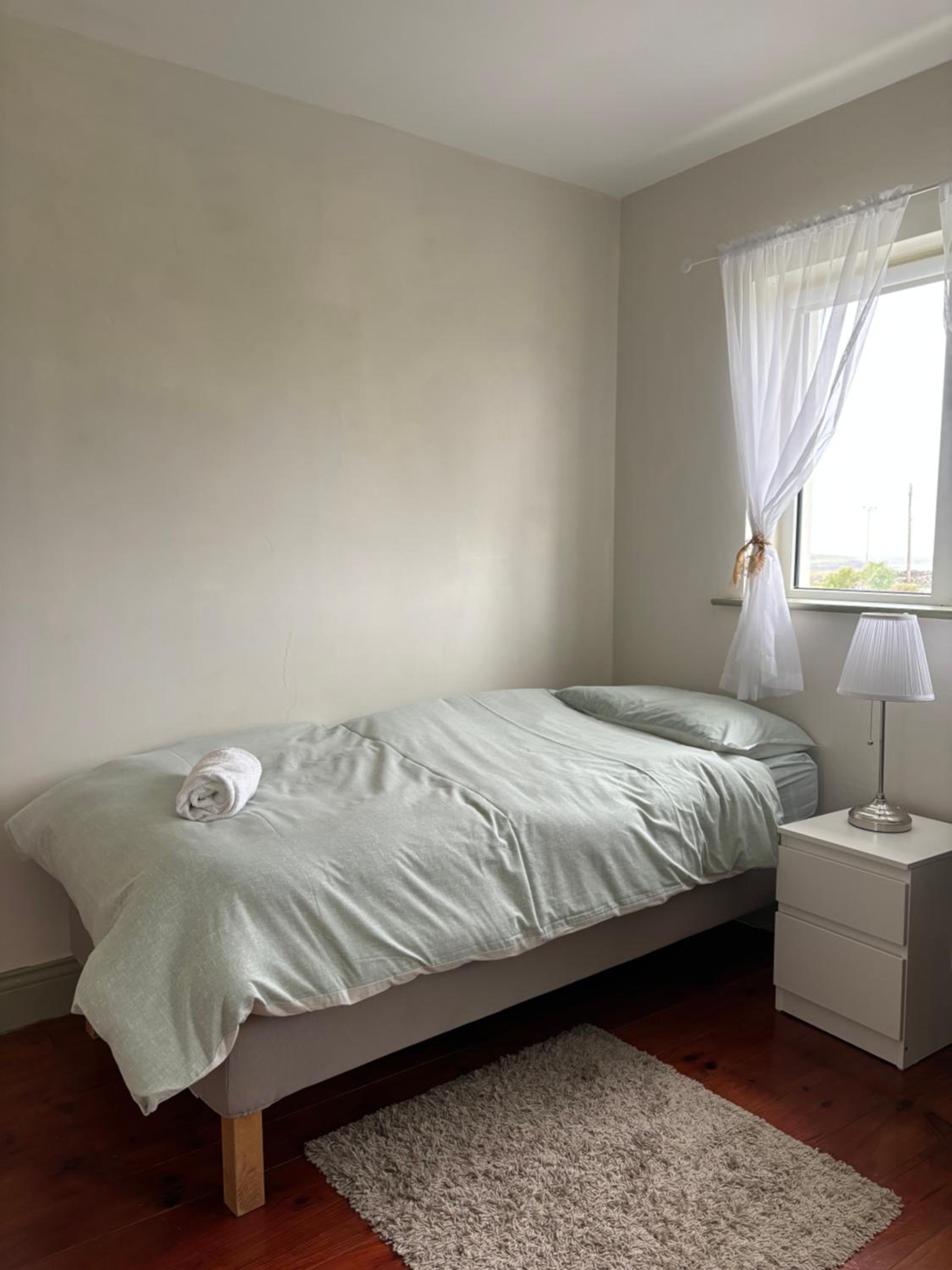 Deluxe Triple Room with Private Bathroom photo 3