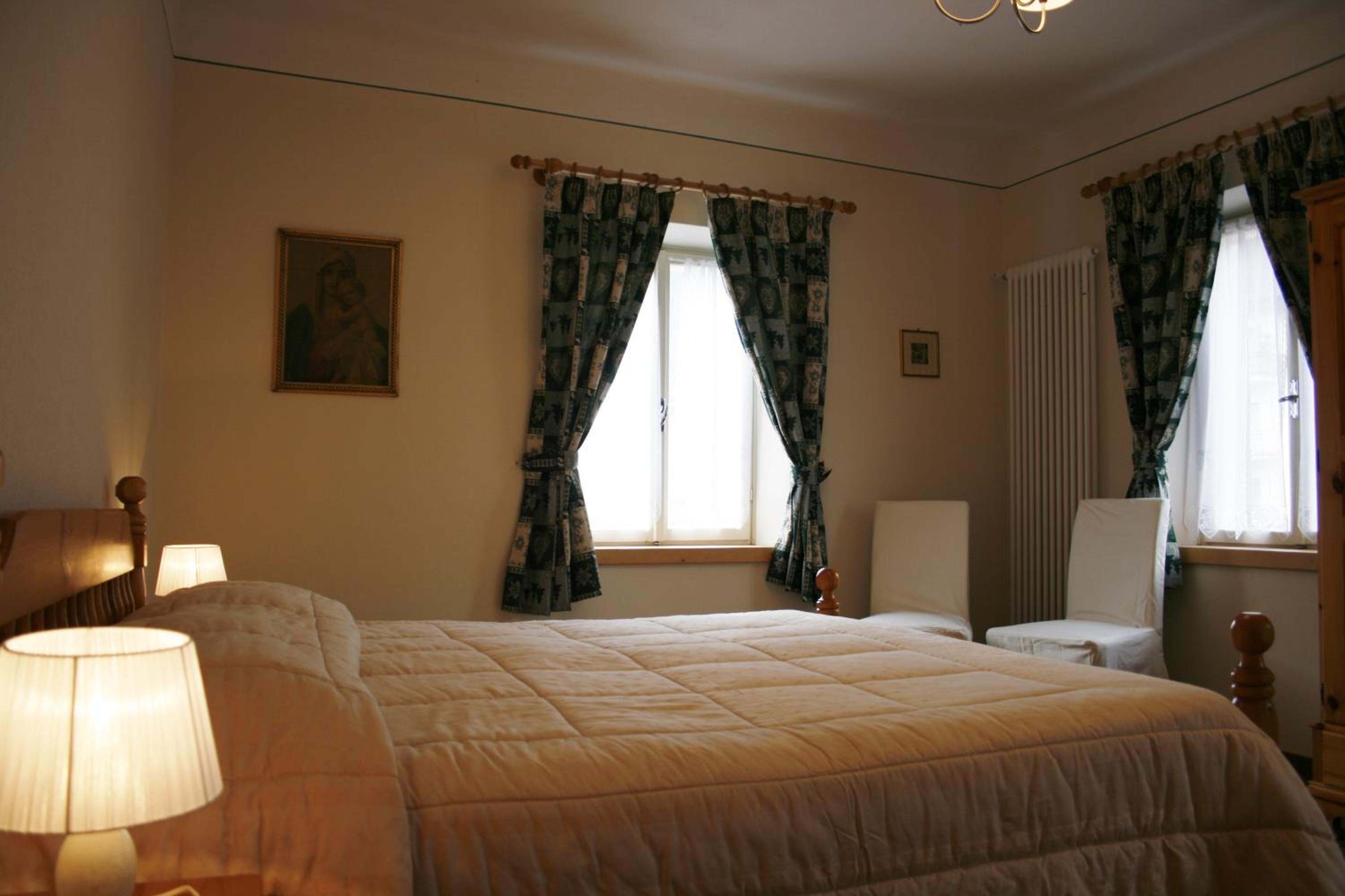 Apartment with Balcony photo 1