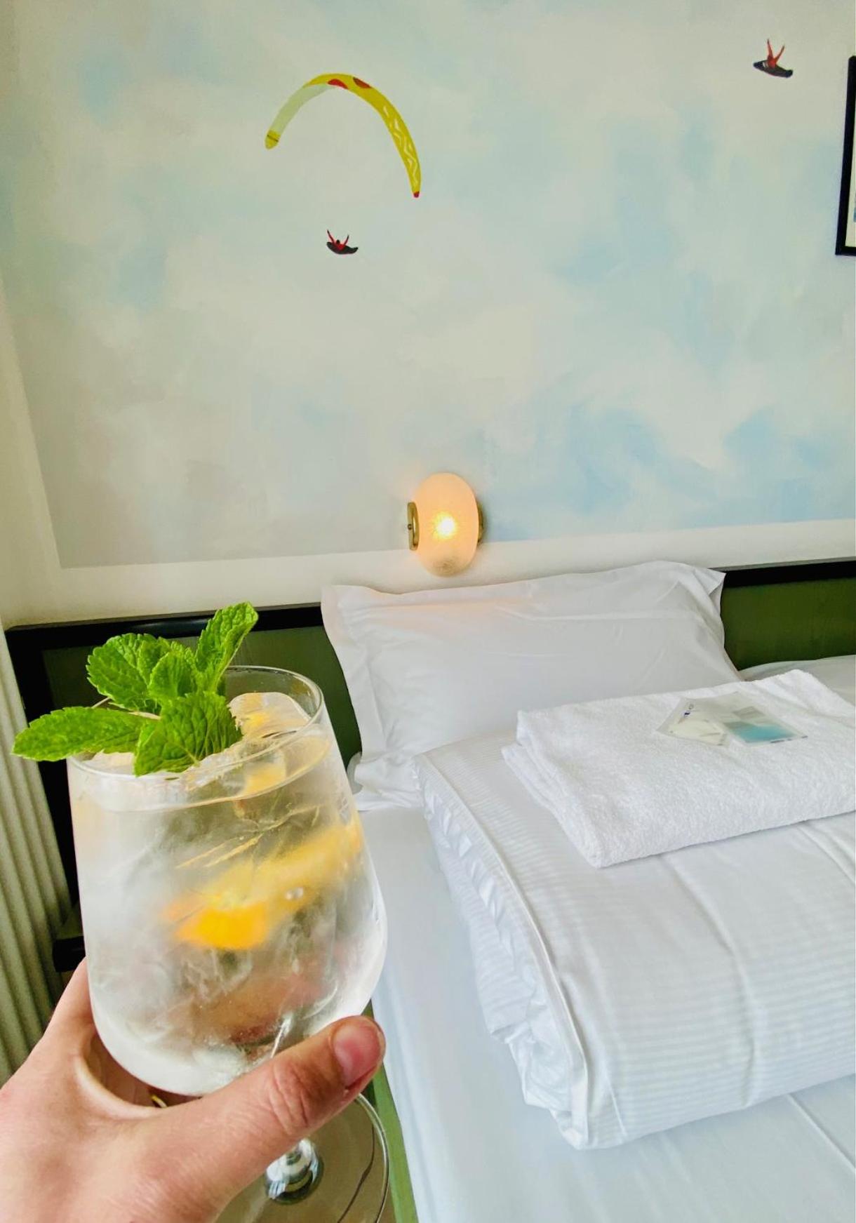 Double or Twin Room photo 3