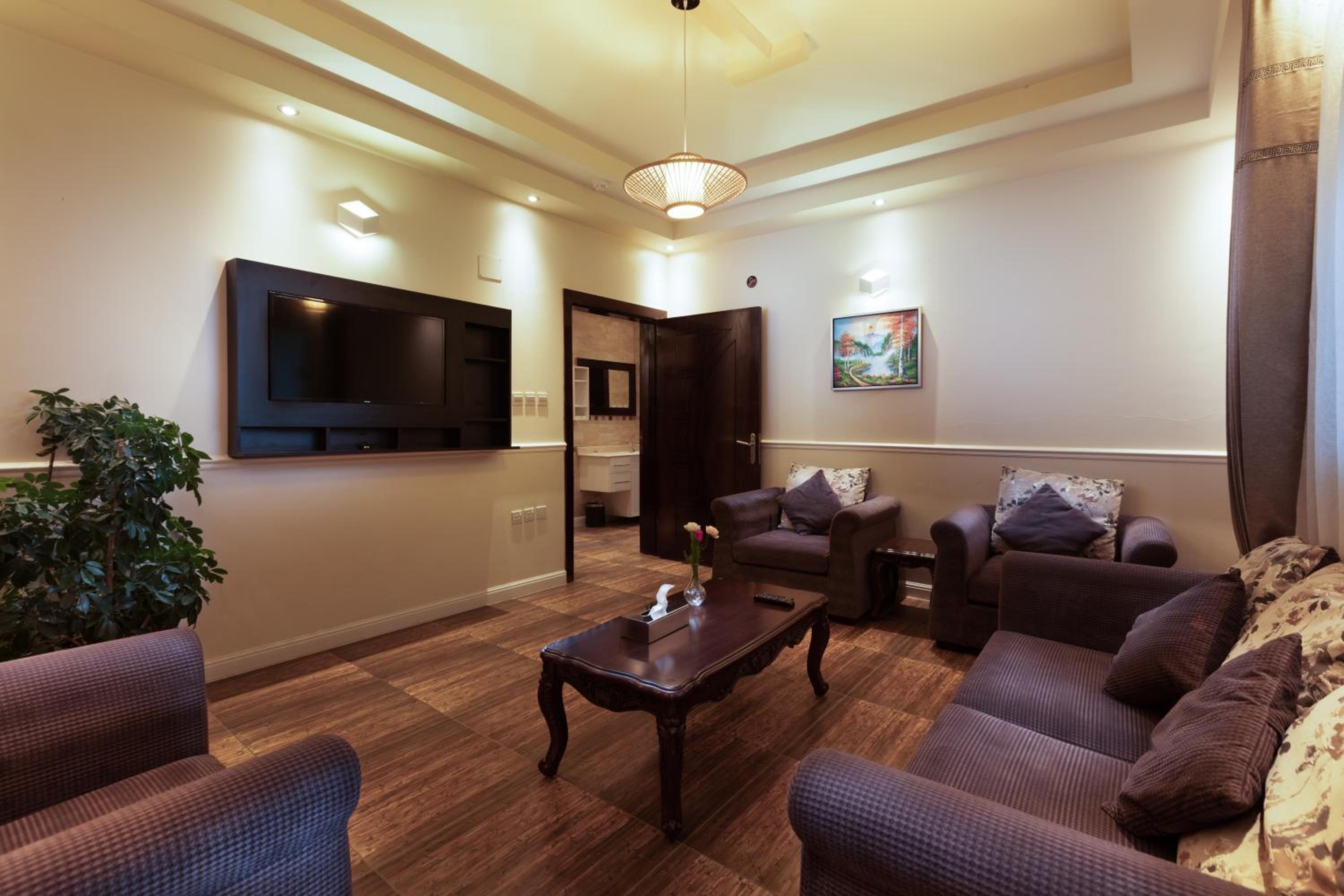 Two-Bedroom Deluxe Apartment