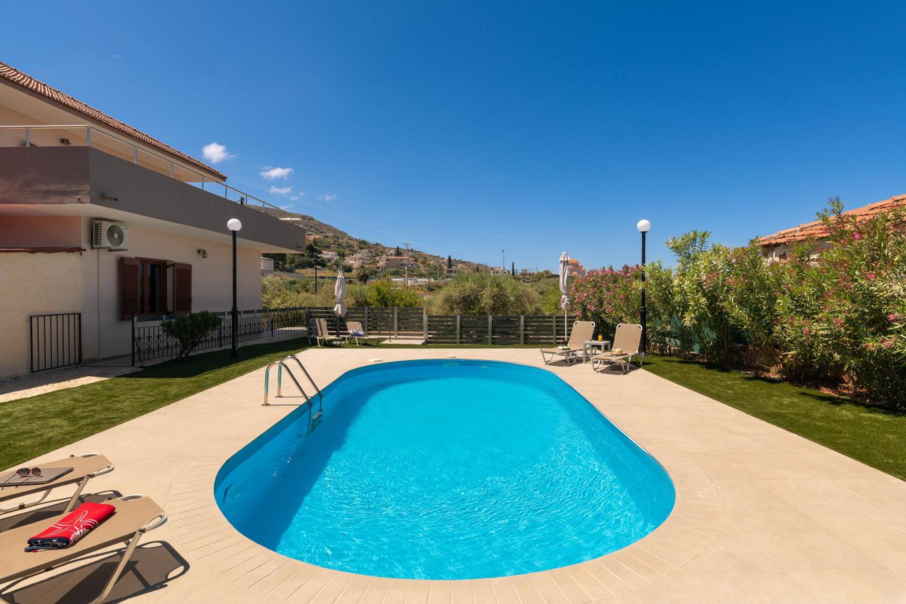 Villa photo 2
