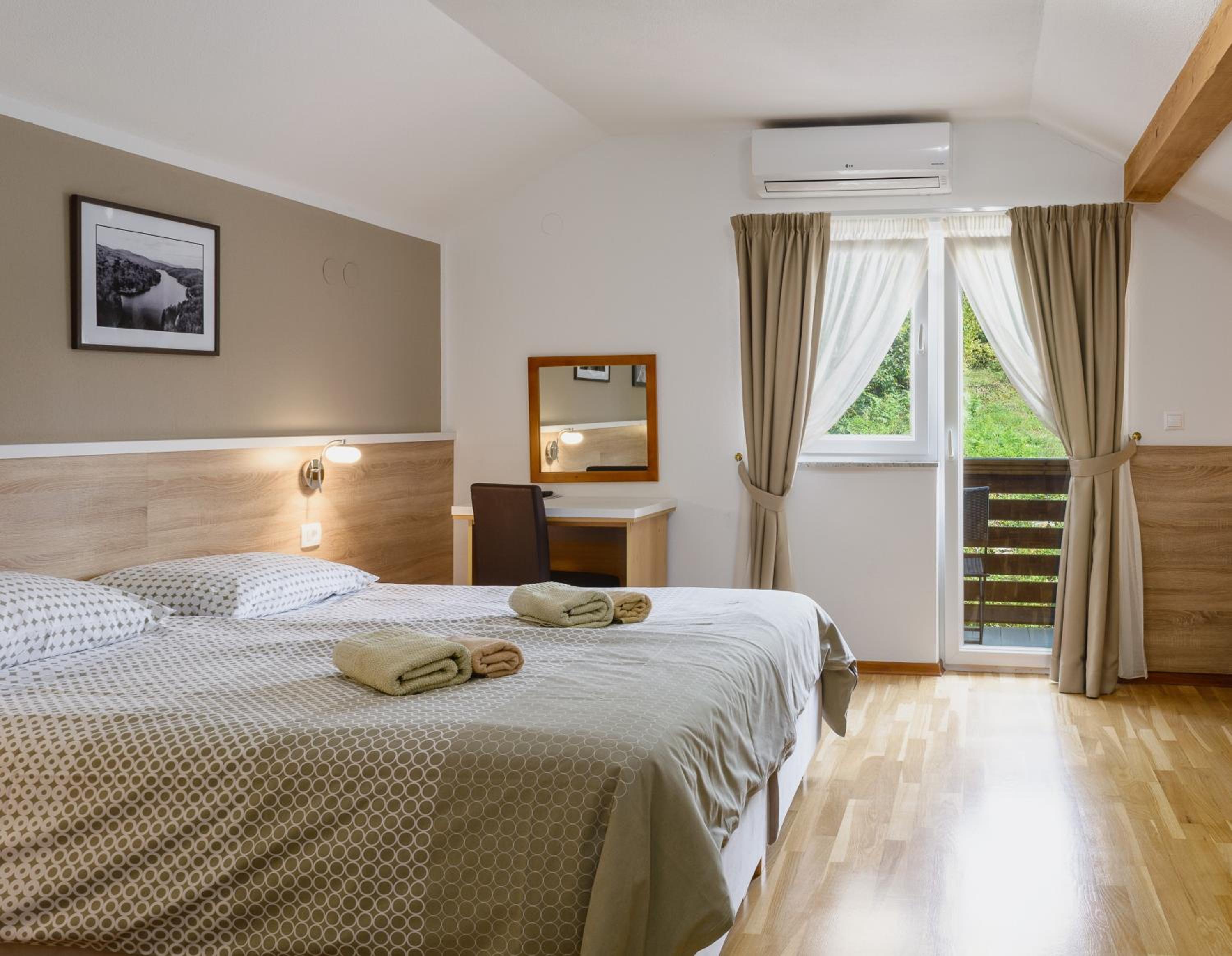 Superior Triple Room - Photo 2