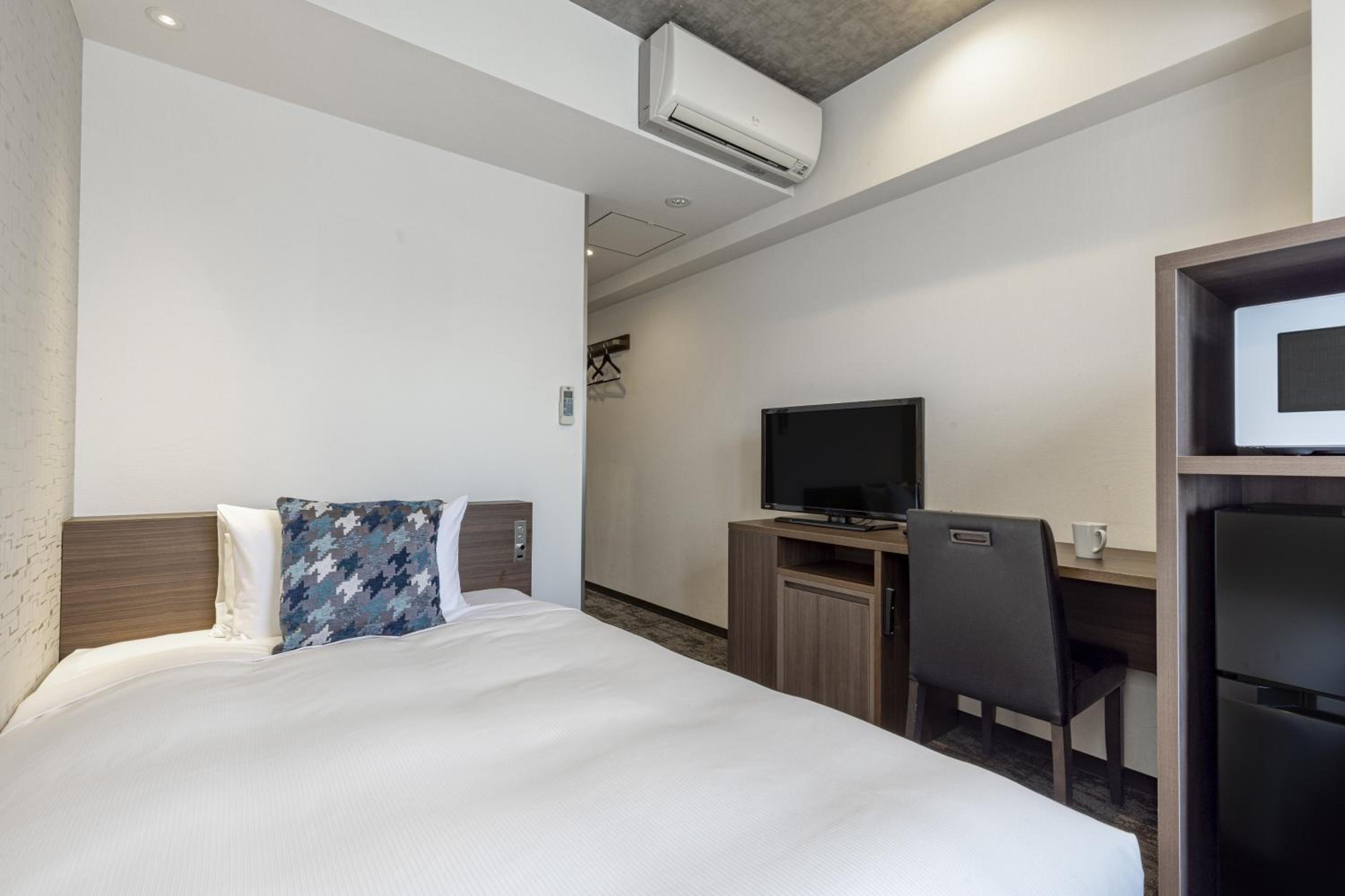 Cozy Single Room with Single Bed 1Adult