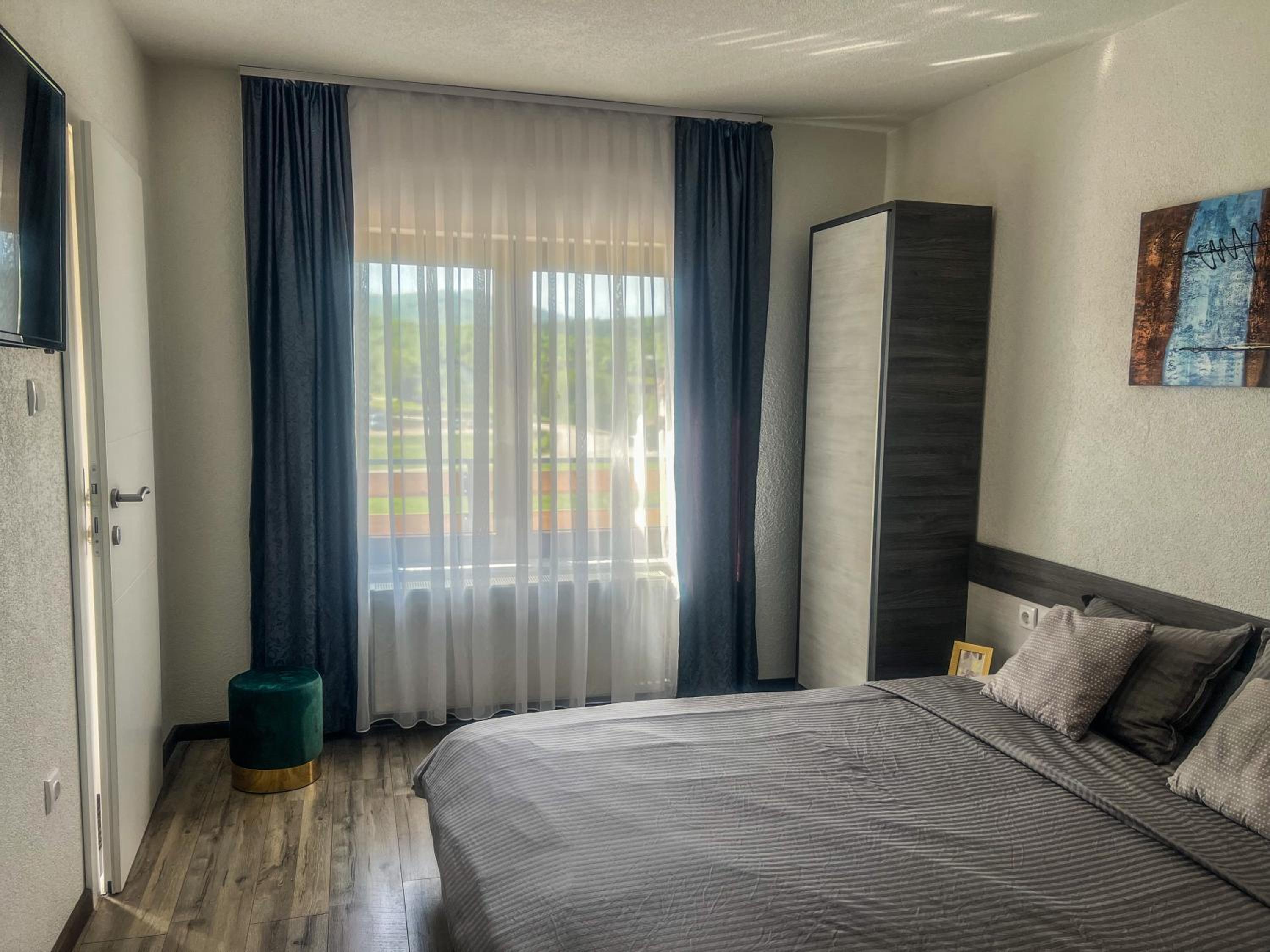 Double Room - Photo 1