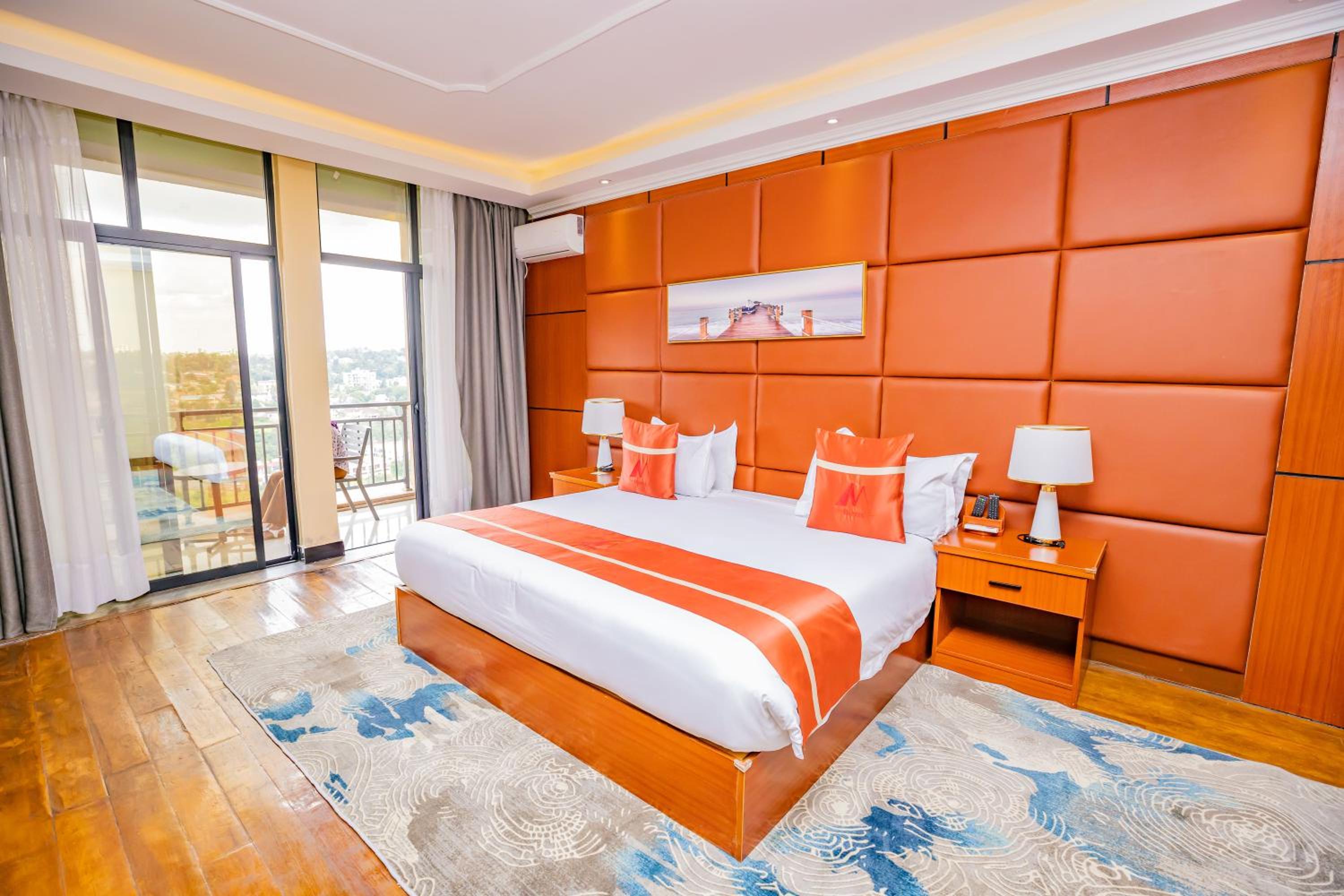 Deluxe King Room