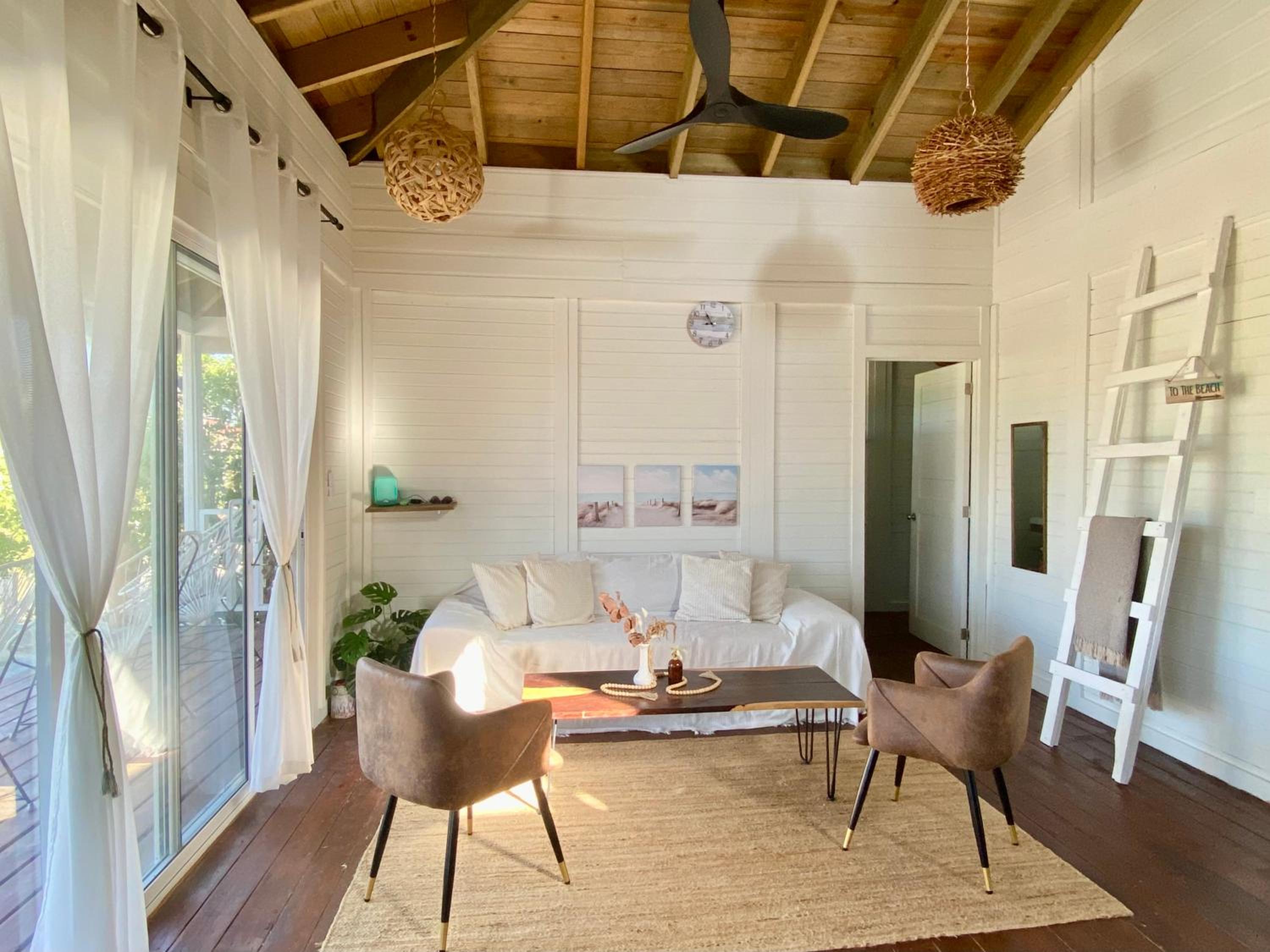 Three-Bedroom Vacation Home photo 1