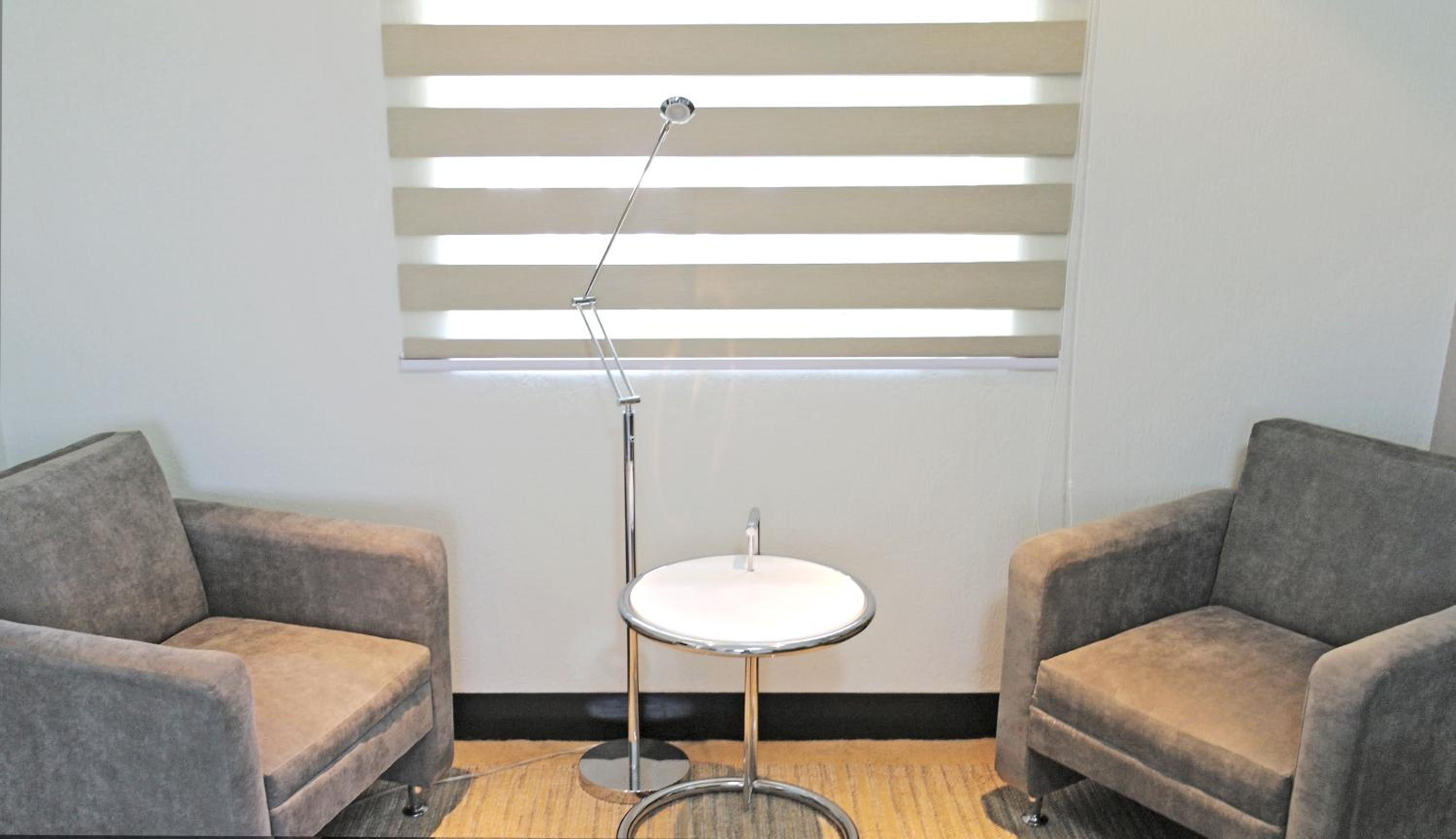Standard Single Room - Photo 8