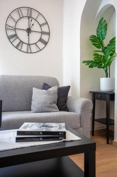 One-Bedroom Premium Apartment photo 2