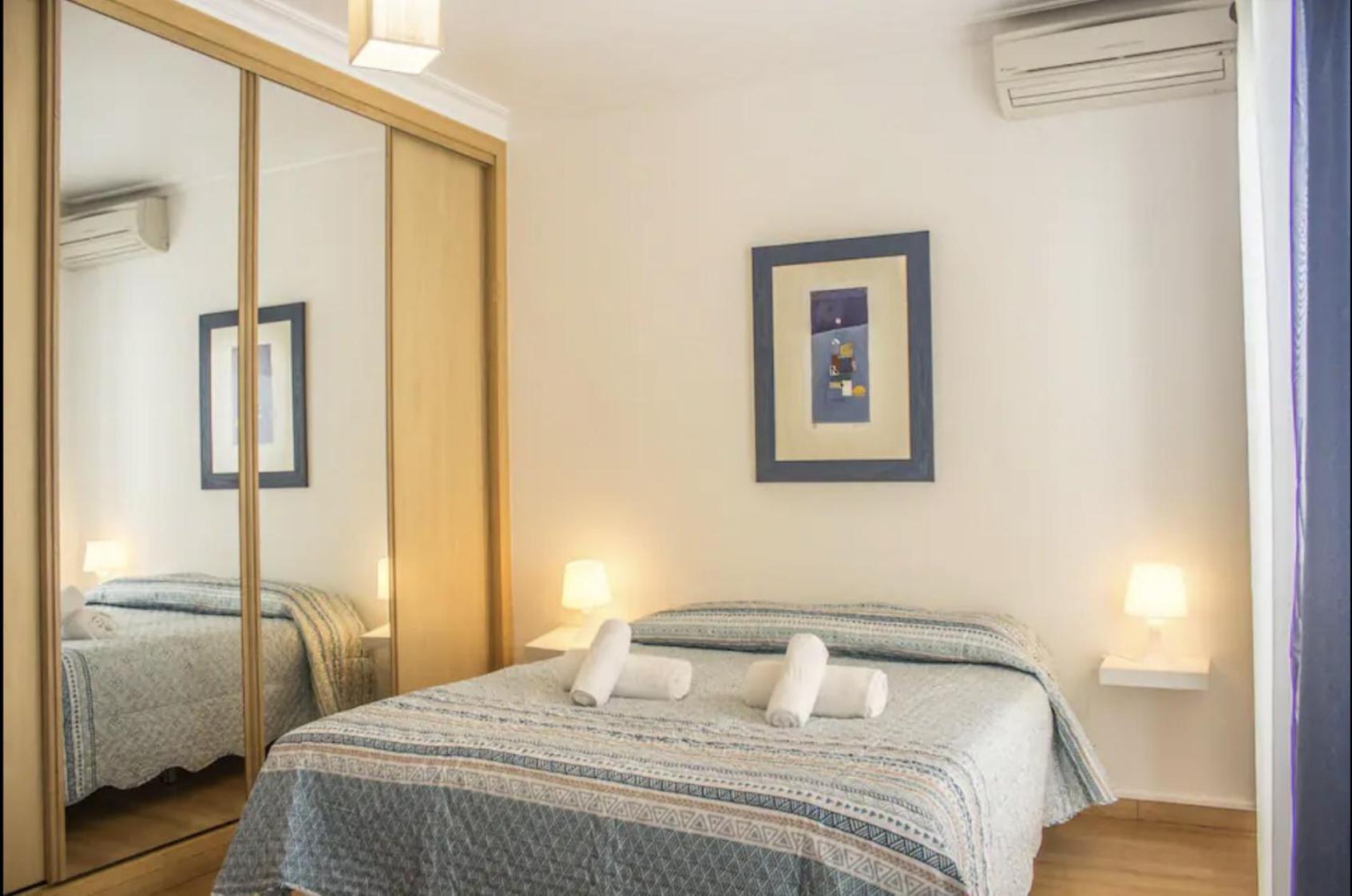 Double Room with Shared Bathroom photo 1