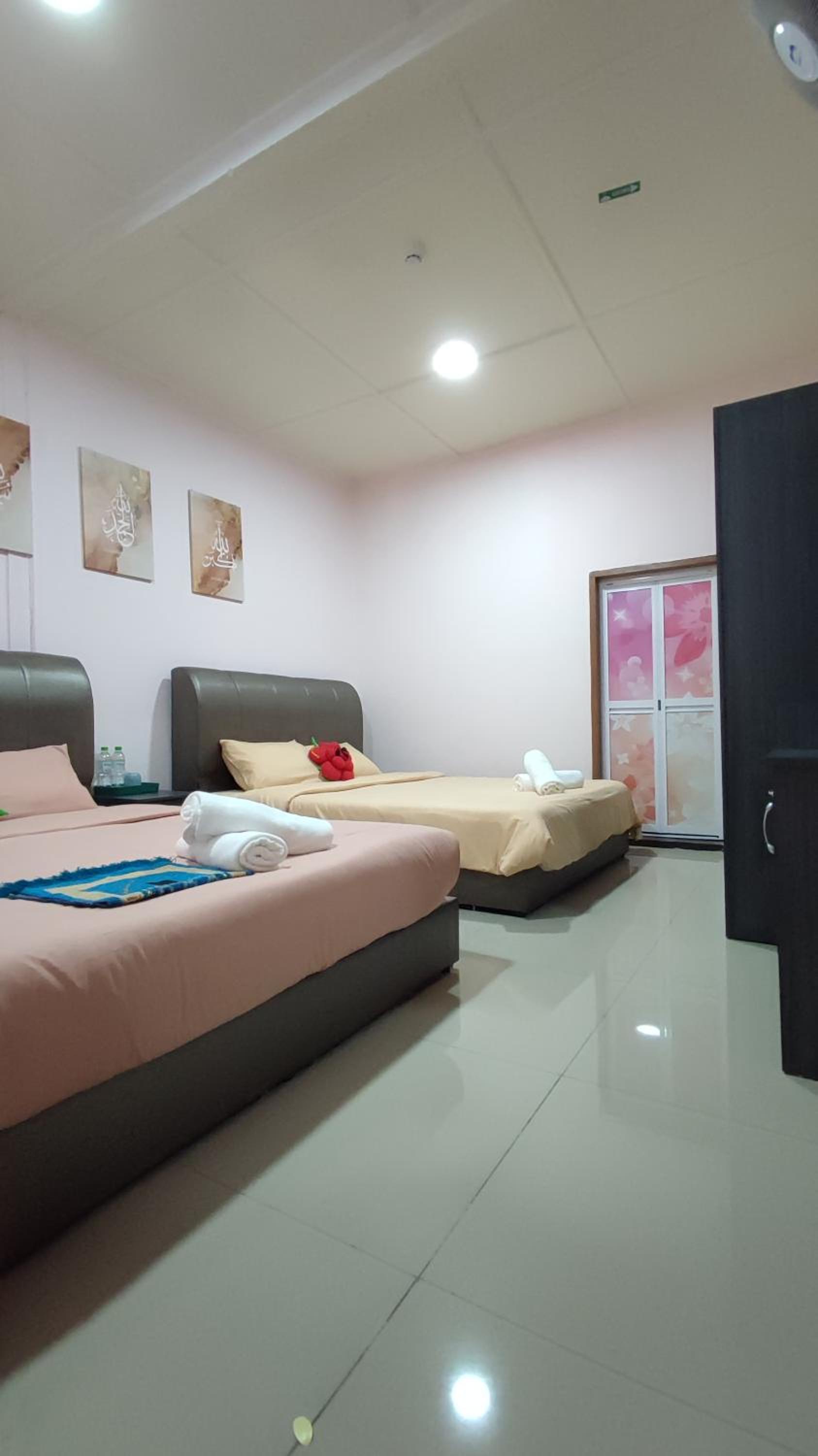 Budget Double Room photo 1