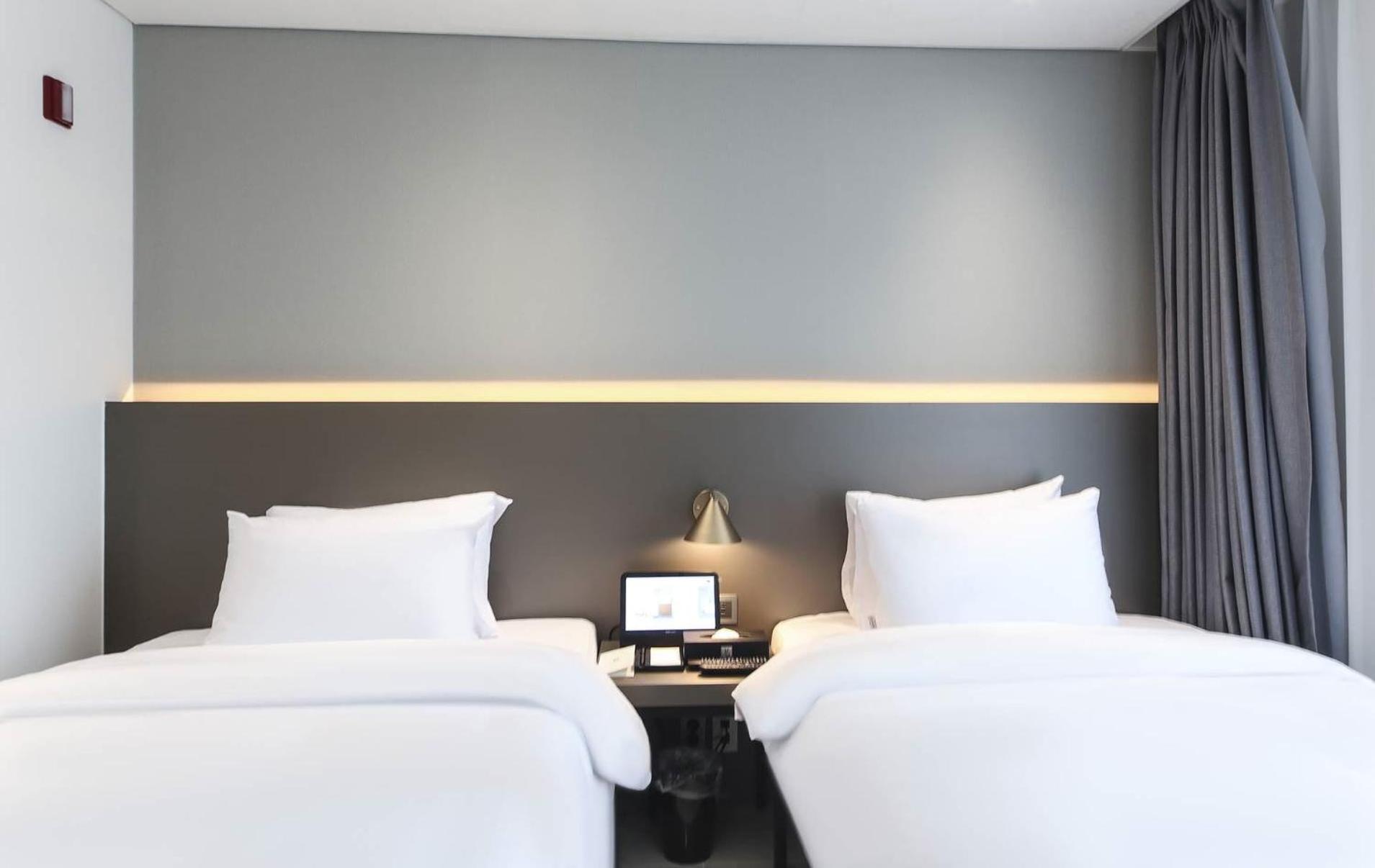 Deluxe Twin Room - Photo 1