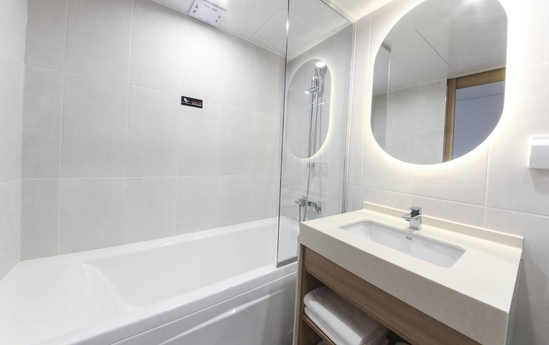 Deluxe Twin Room - Photo 5