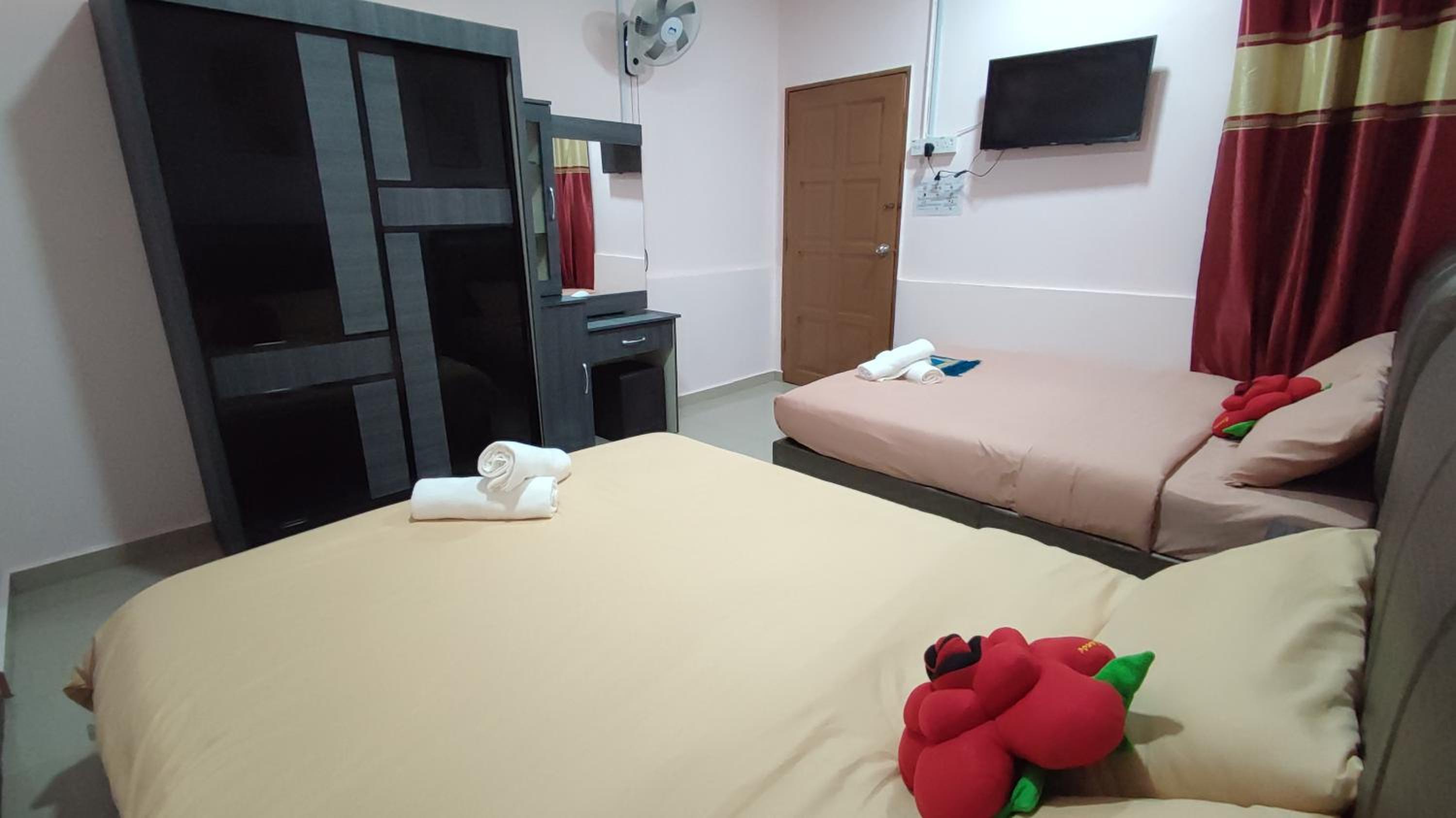 Budget Double Room photo 3