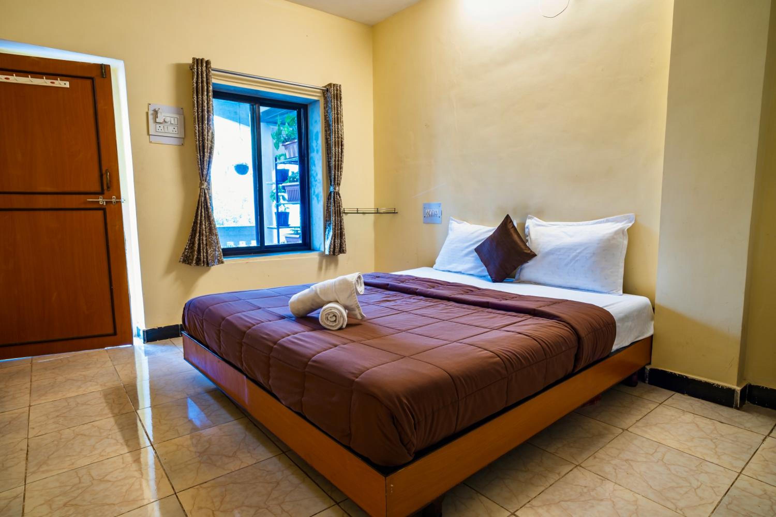 Deluxe Double Room With Balcony