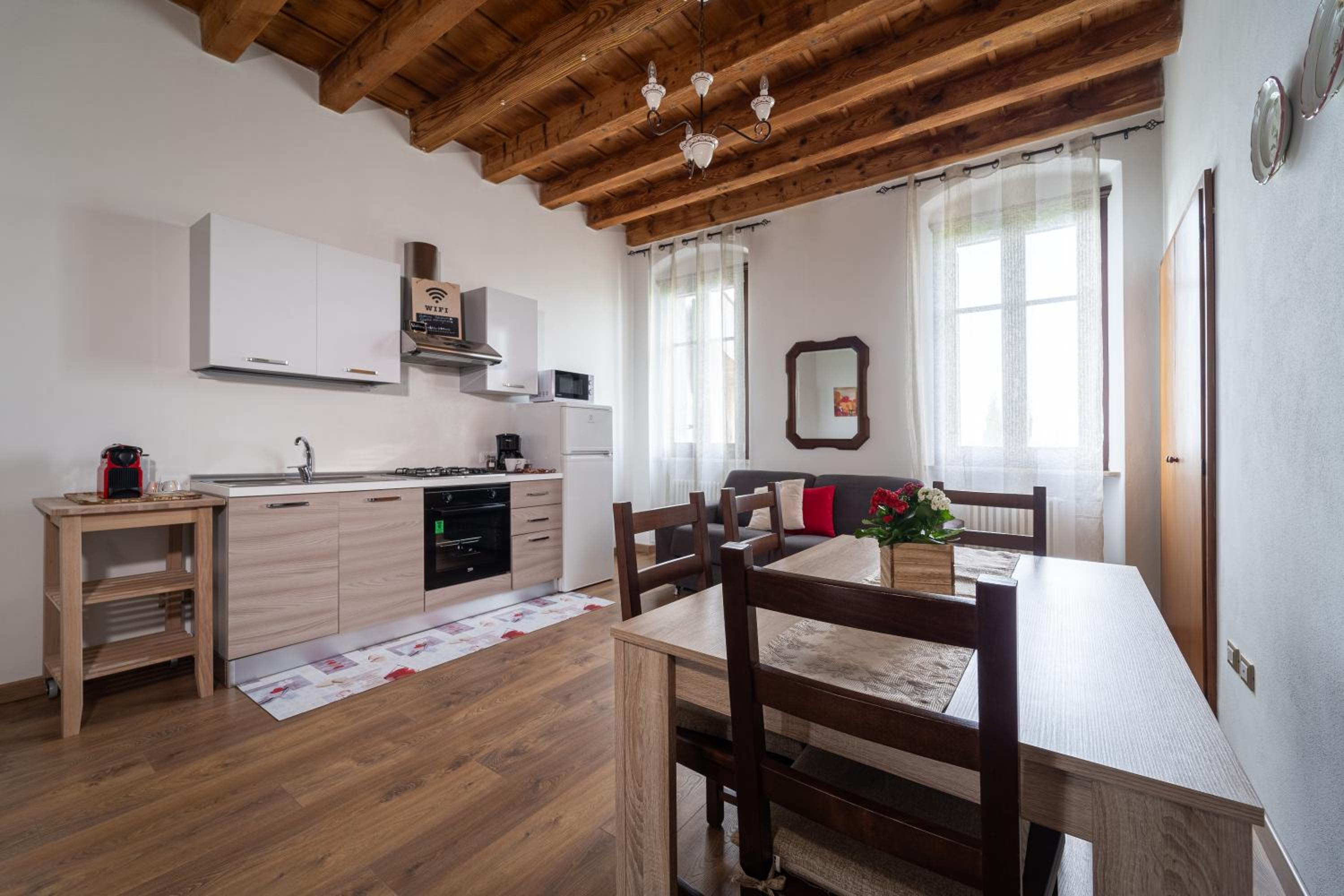 One-Bedroom Apartment with Garden View photo 3