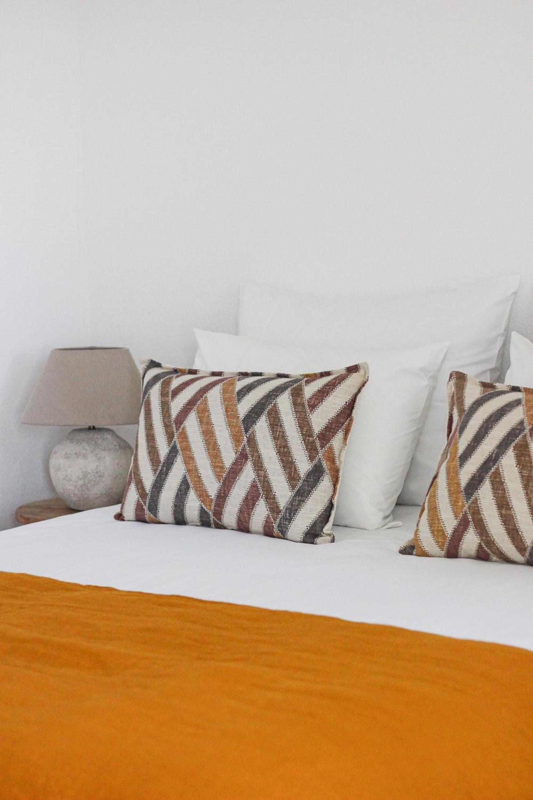 One-Bedroom Apartment with Sea View and Access to the Pool