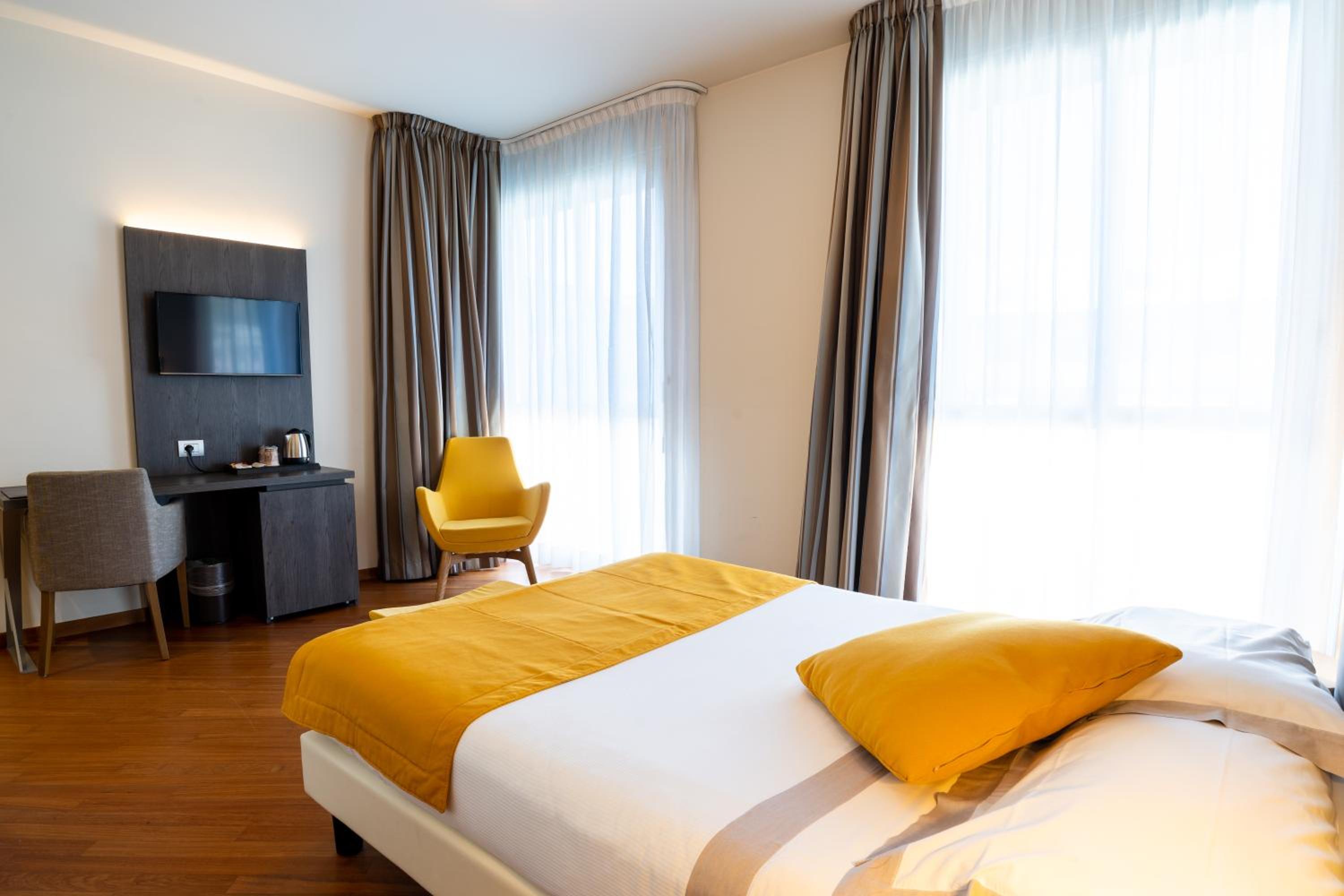 Superior Double Room - Photo 4