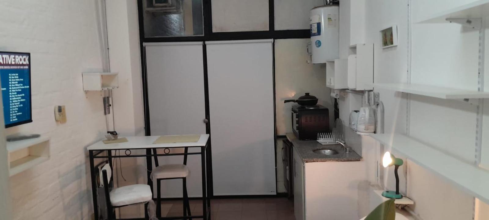 One-Bedroom Apartment photo 2