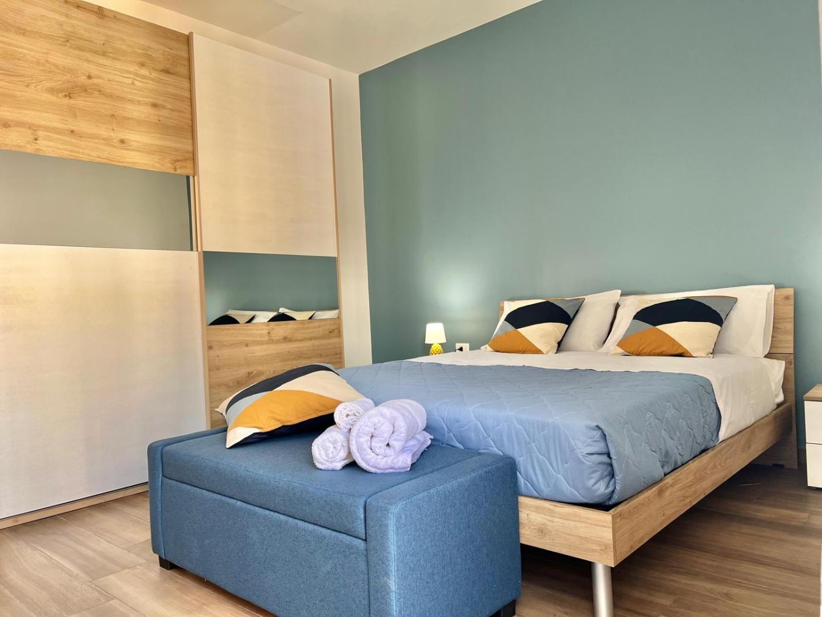 Two-Bedroom Apartment with Balcony and Terrace photo 1