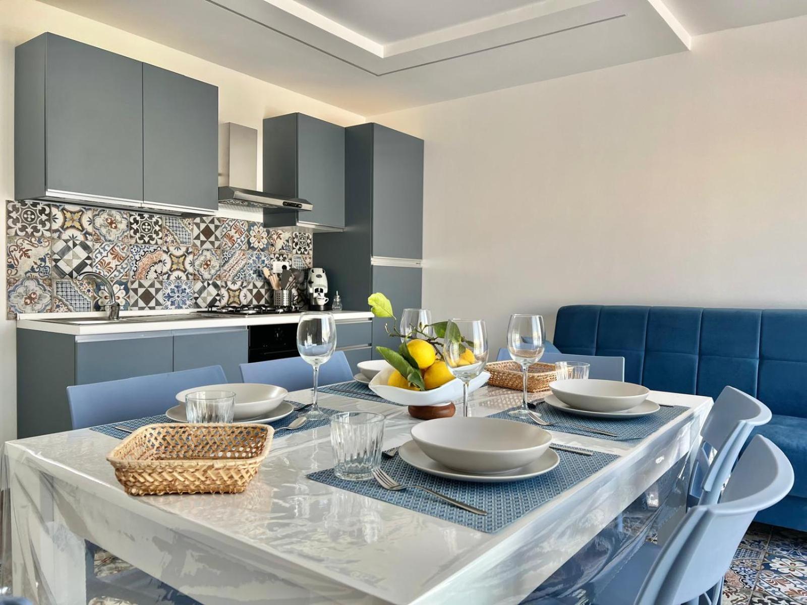 Two-Bedroom Apartment with Balcony and Terrace photo 3