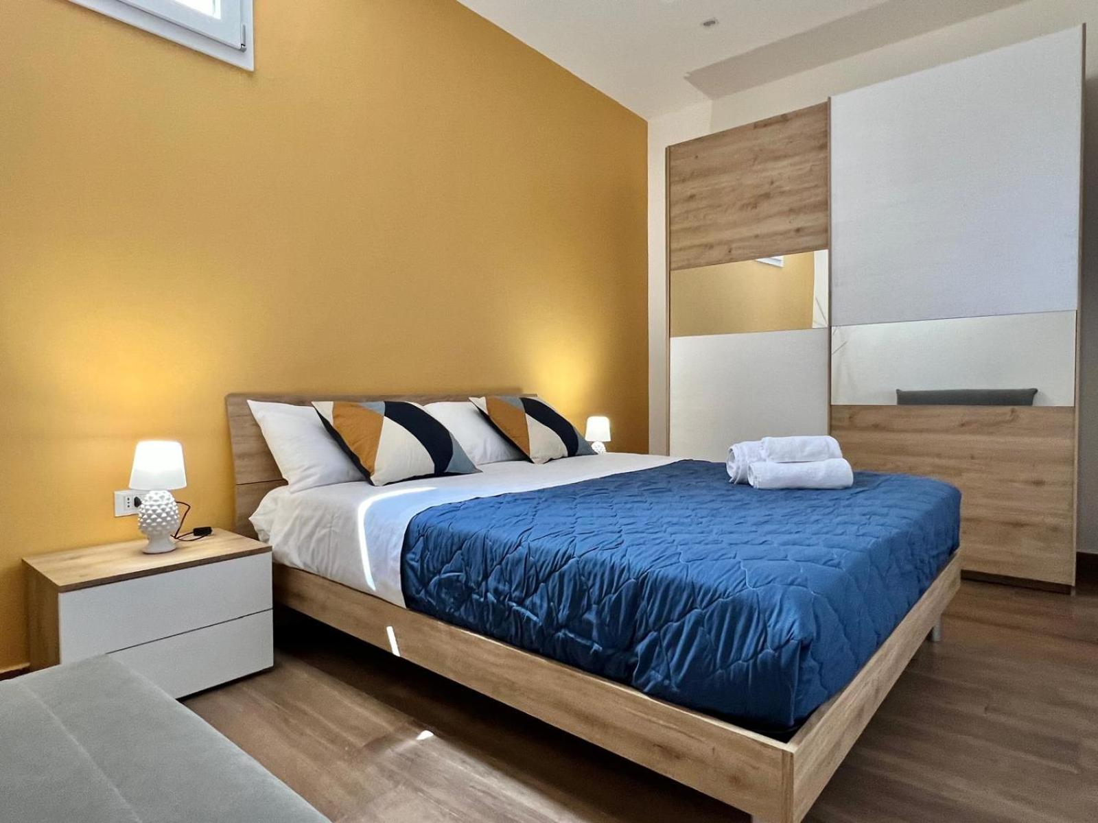 Two-Bedroom Apartment with Balcony and Terrace photo 2