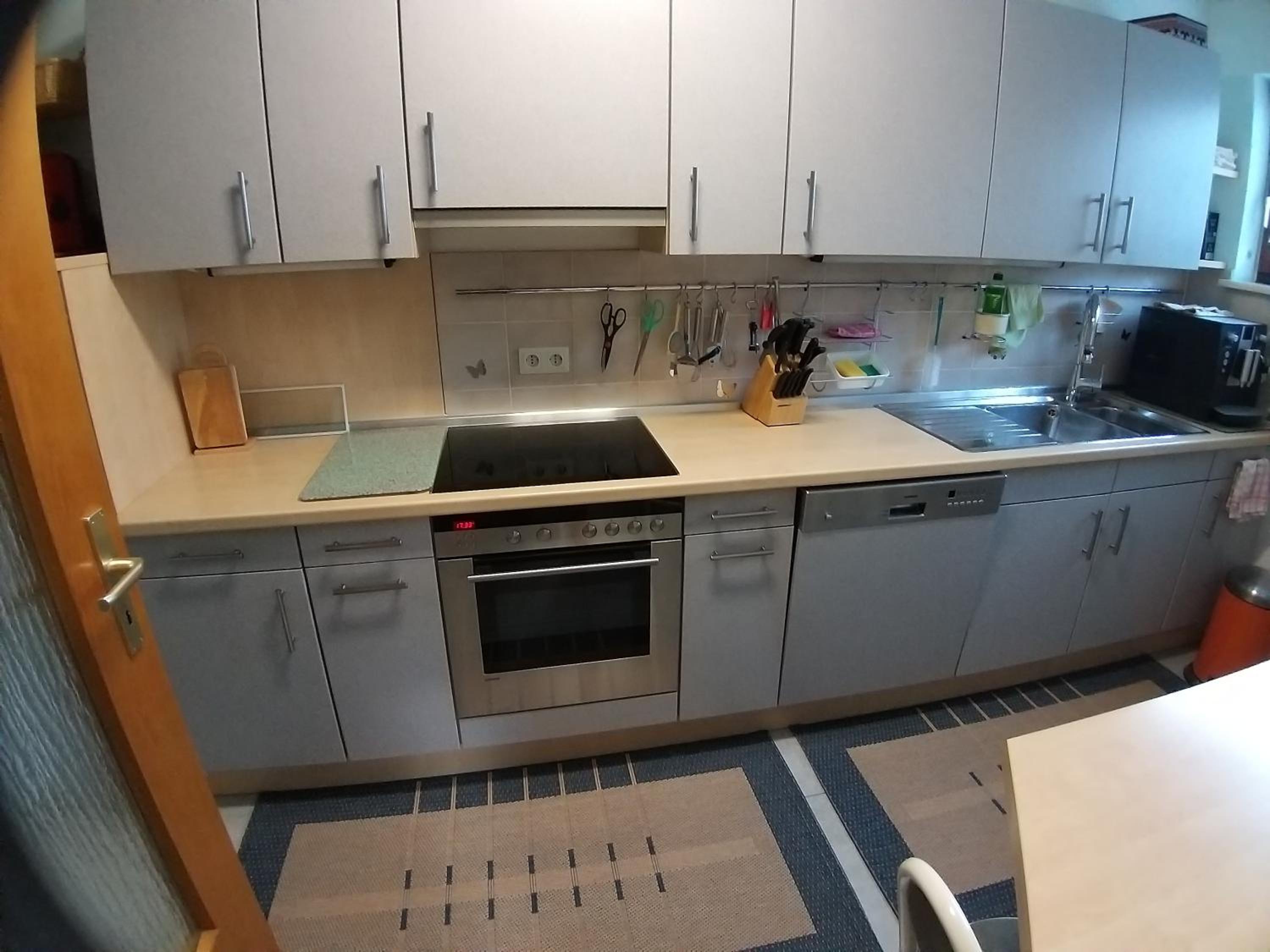 One-Bedroom Apartment with Garden photo 3