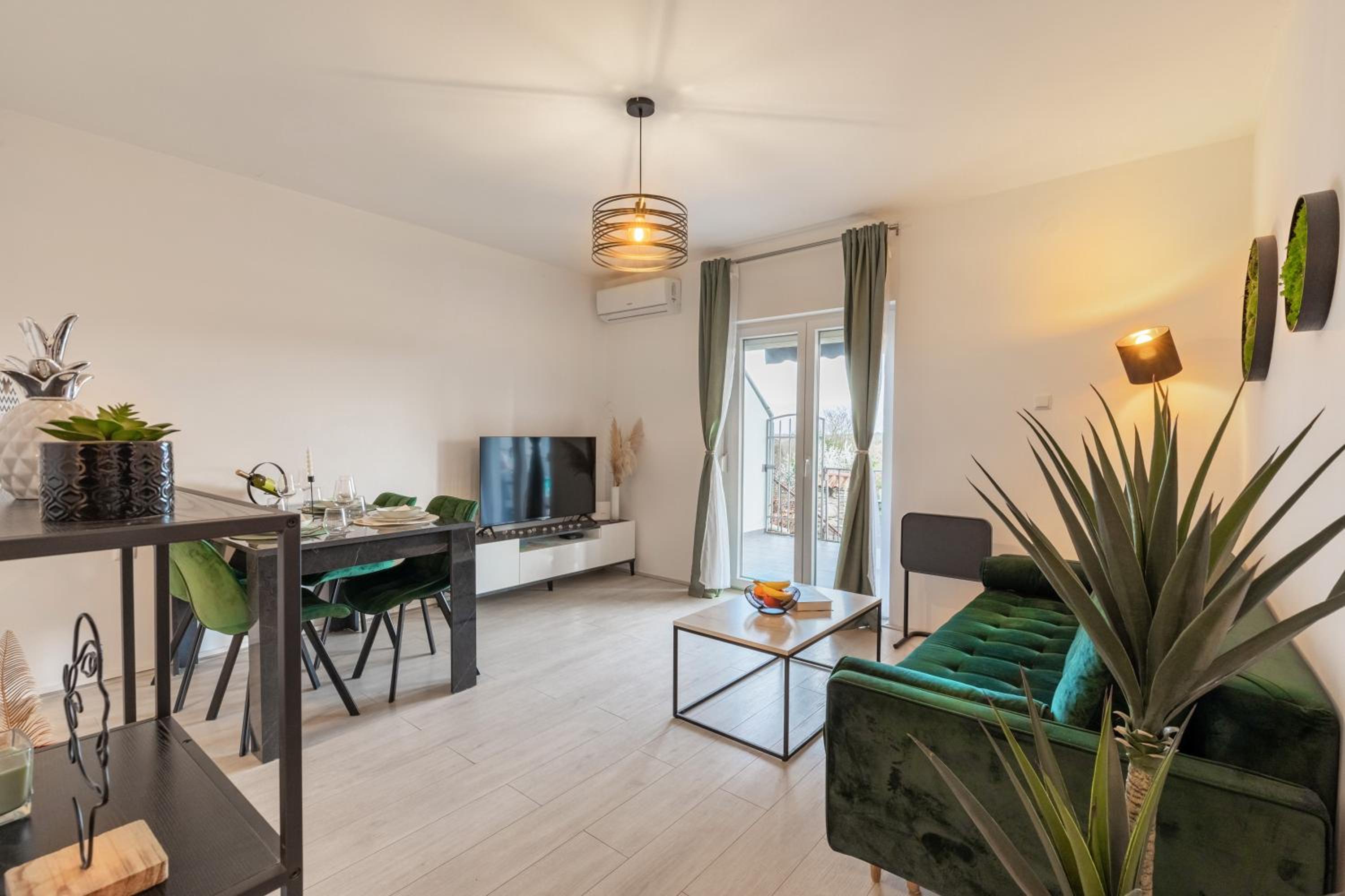 One-Bedroom Apartment