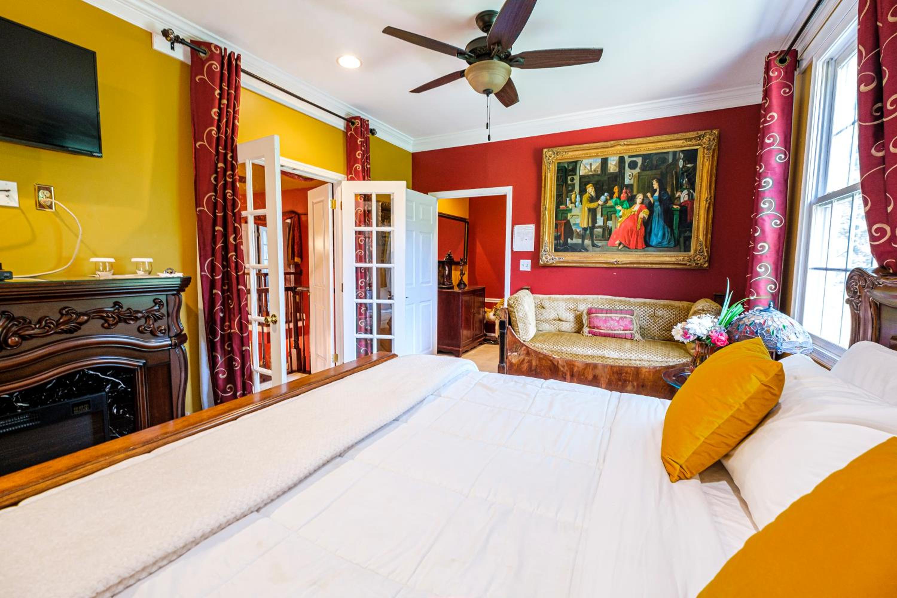 King Suite photo 2
