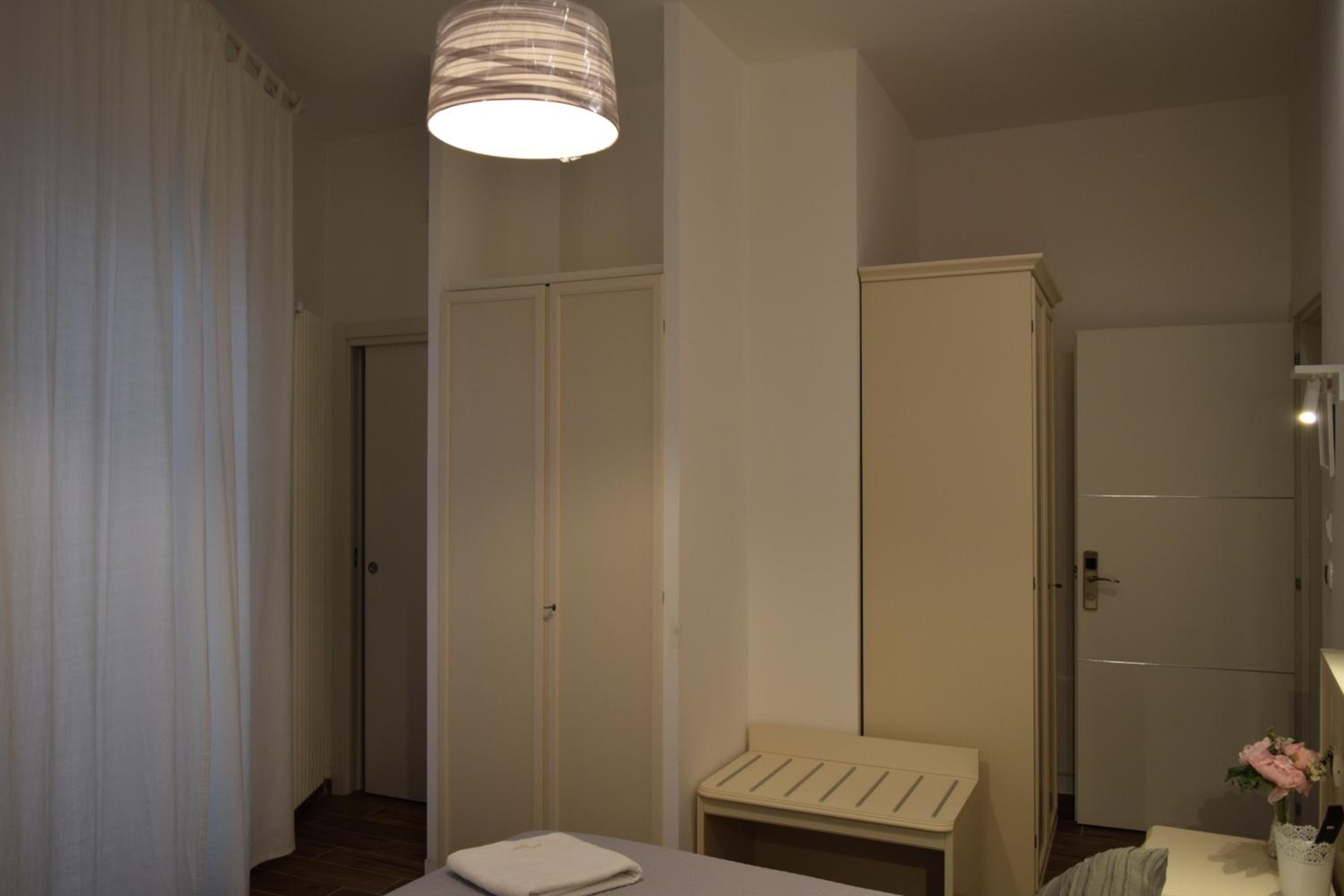Double Room with Patio photo 3
