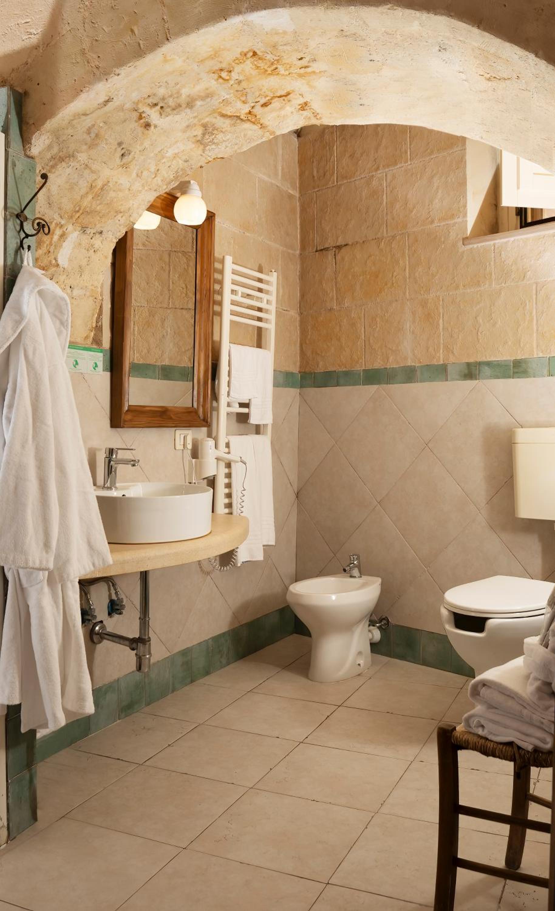 Superior Double or Twin Room - Photo 20